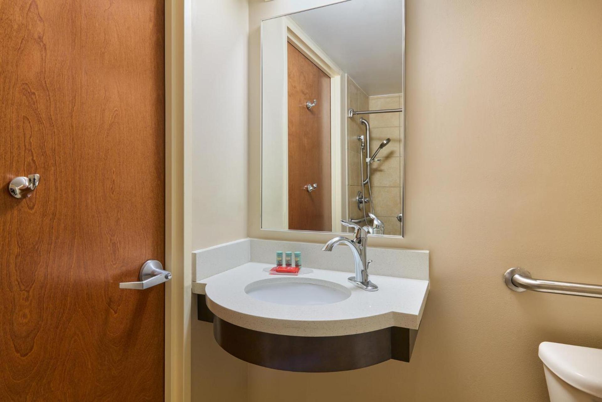 Candlewood Suites NYC -Times Square by IHG photo 13