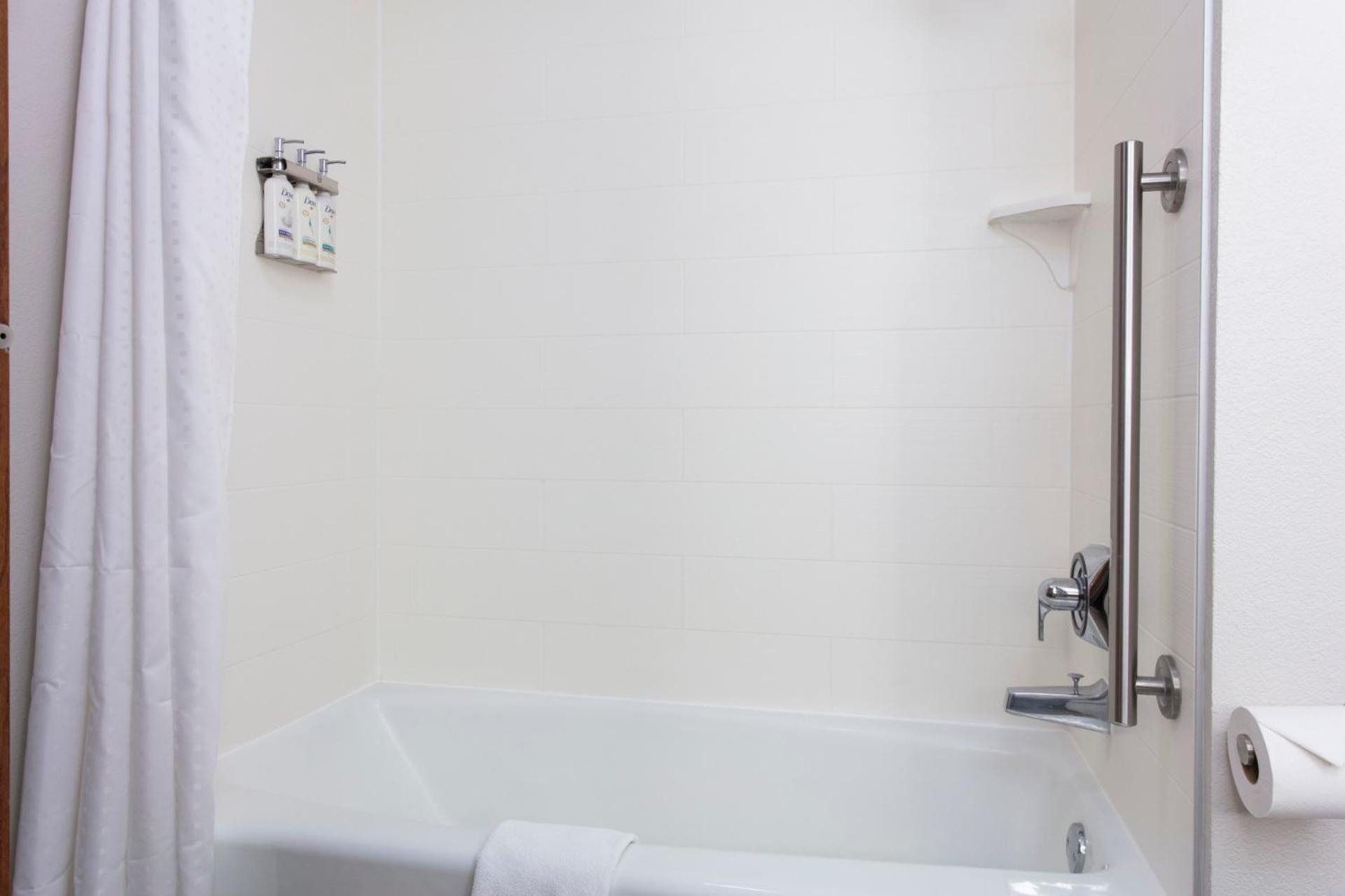 Holiday Inn Express - San Antonio Airport by IHG photo 13