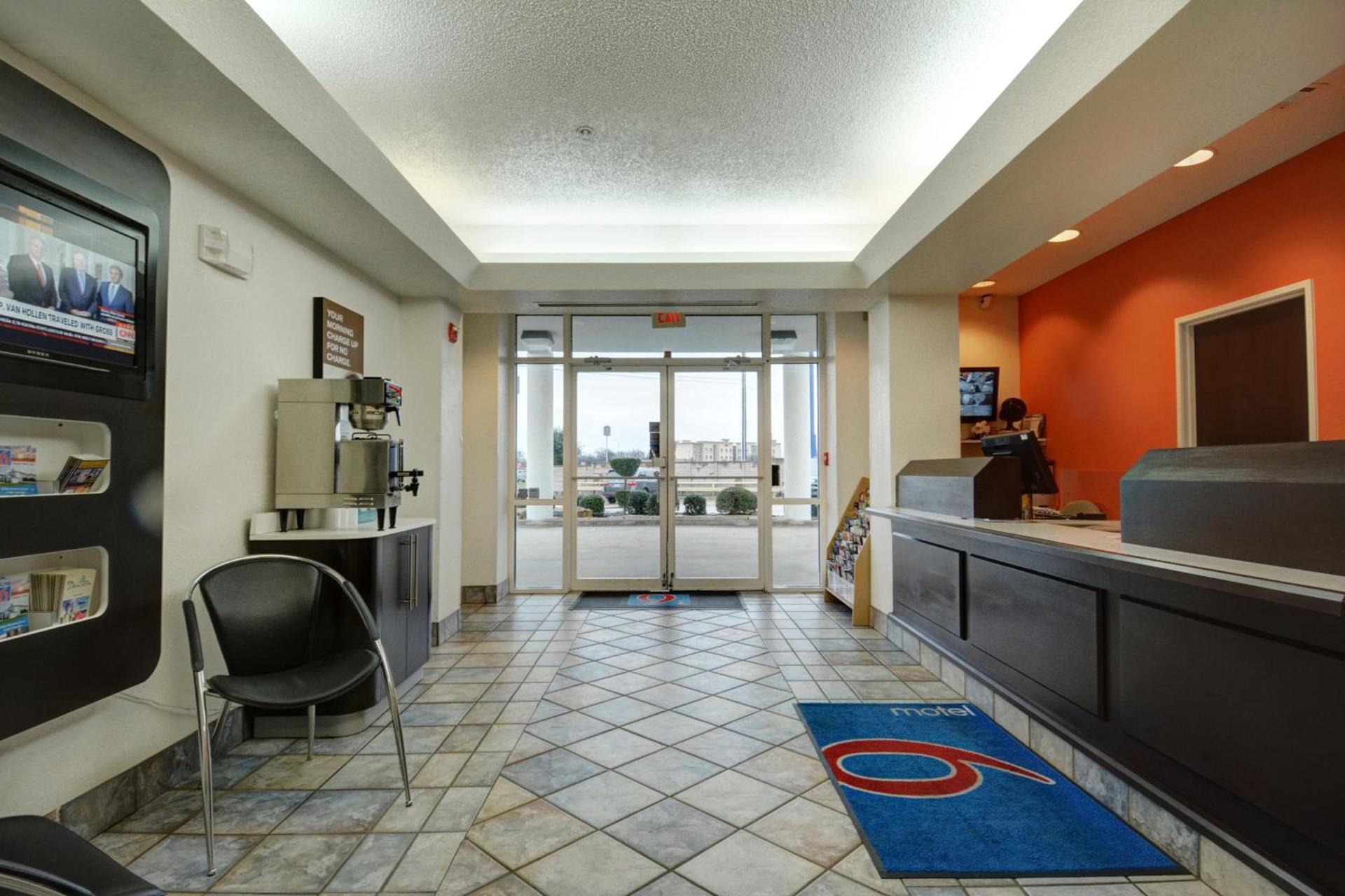 Motel 6-Denison, TX photo 50