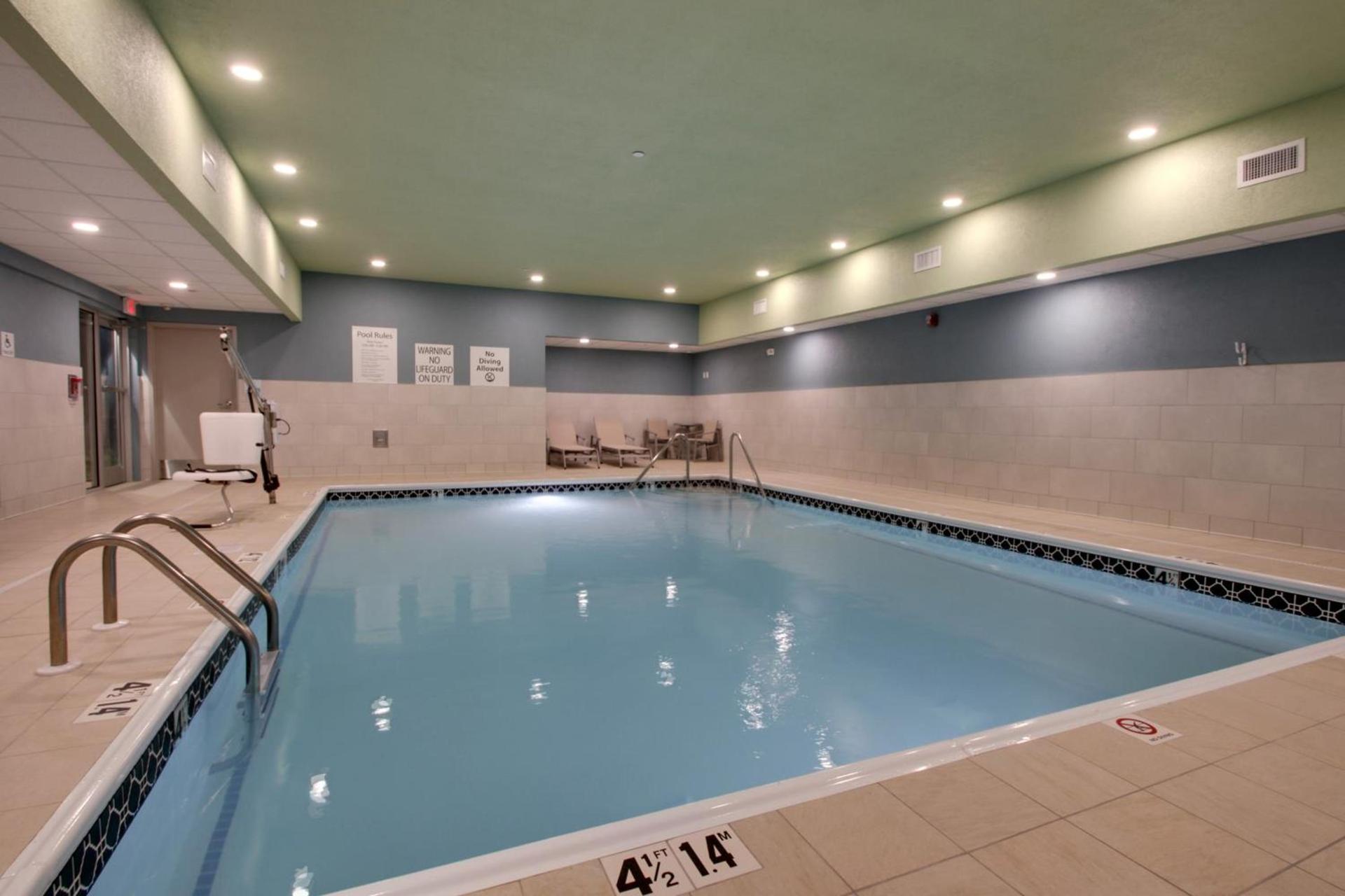 Holiday Inn Express & Suites - Mount Vernon by IHG photo 34