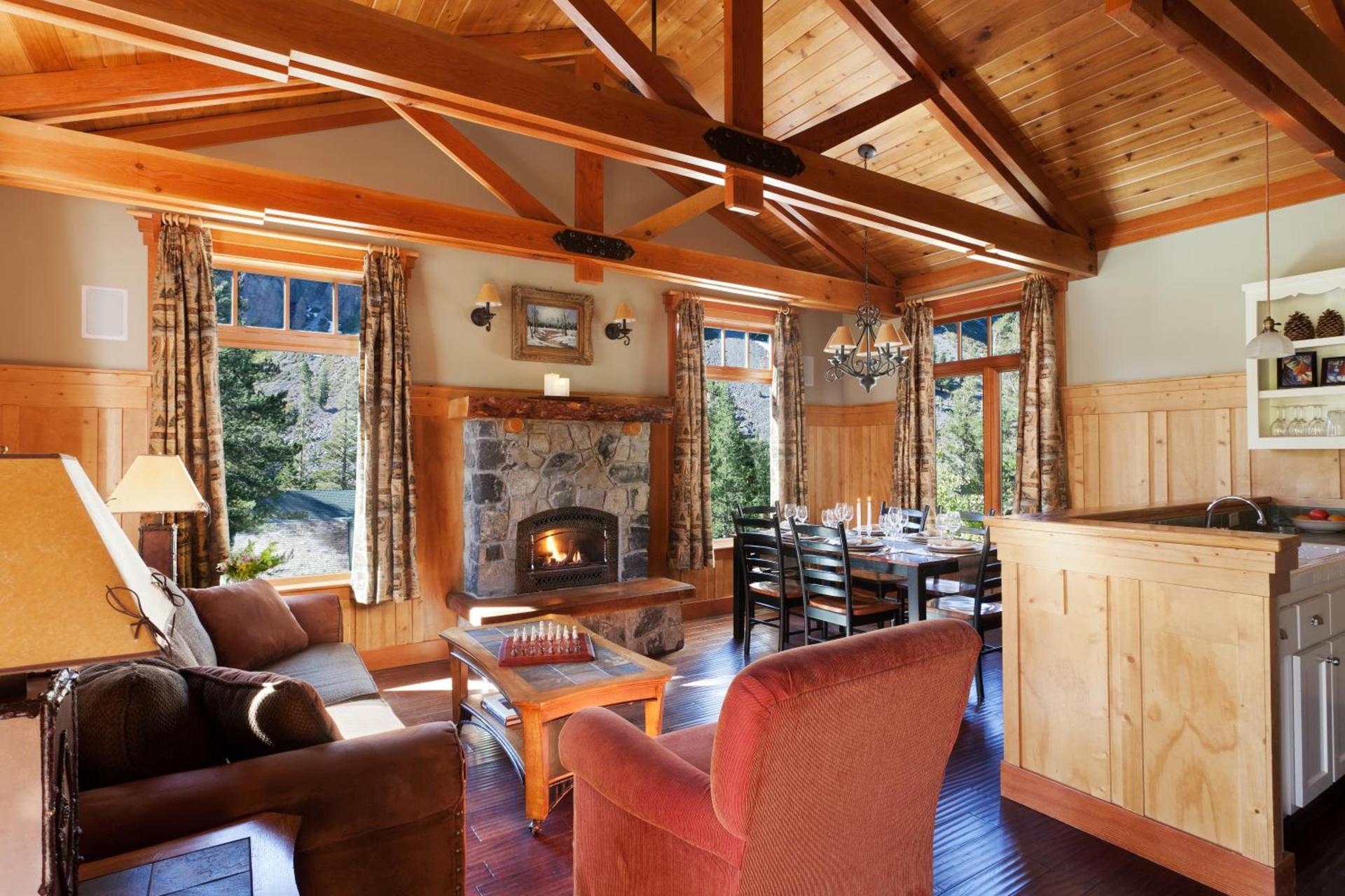 Tamarack Lodge photo 30