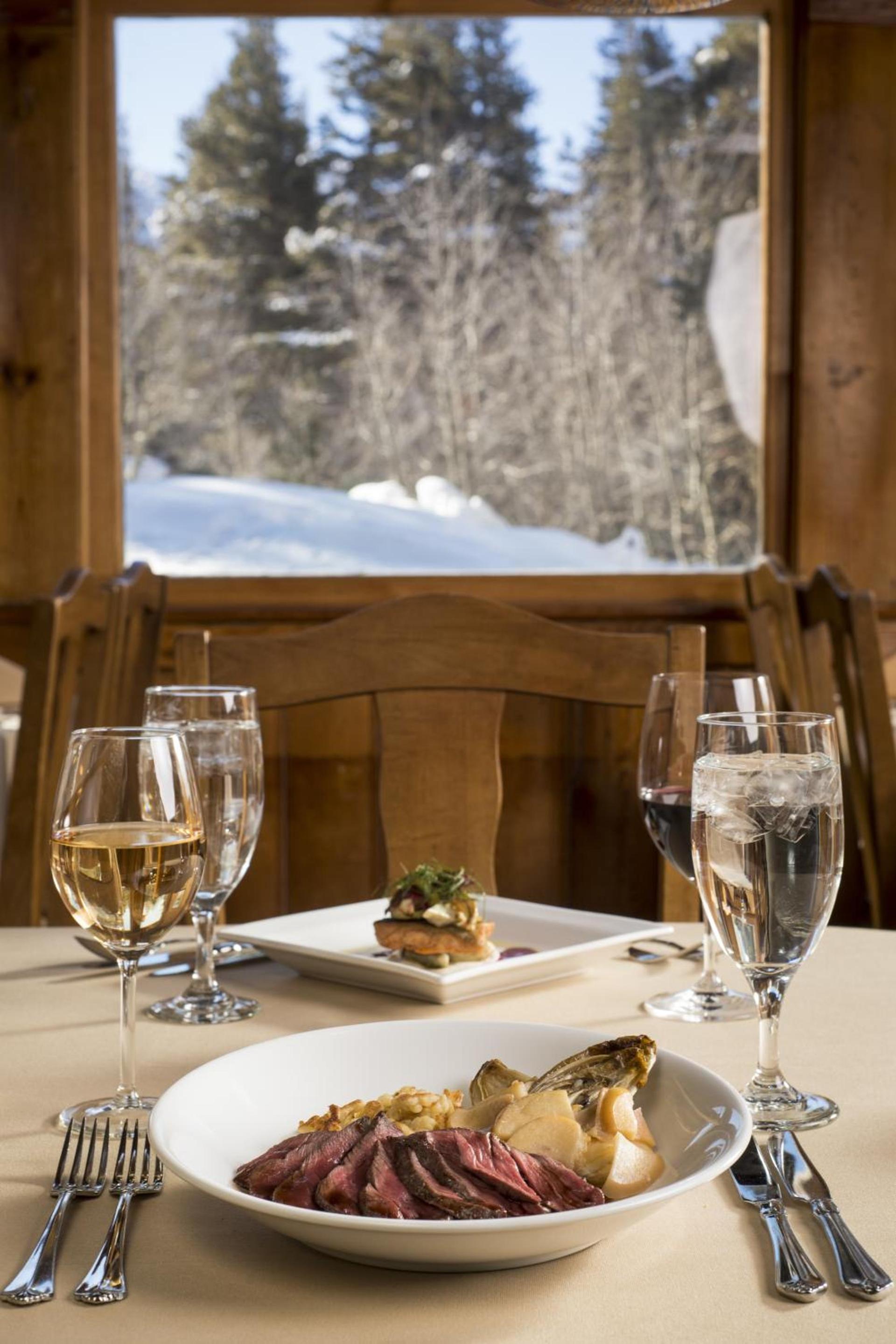 Tamarack Lodge photo 21