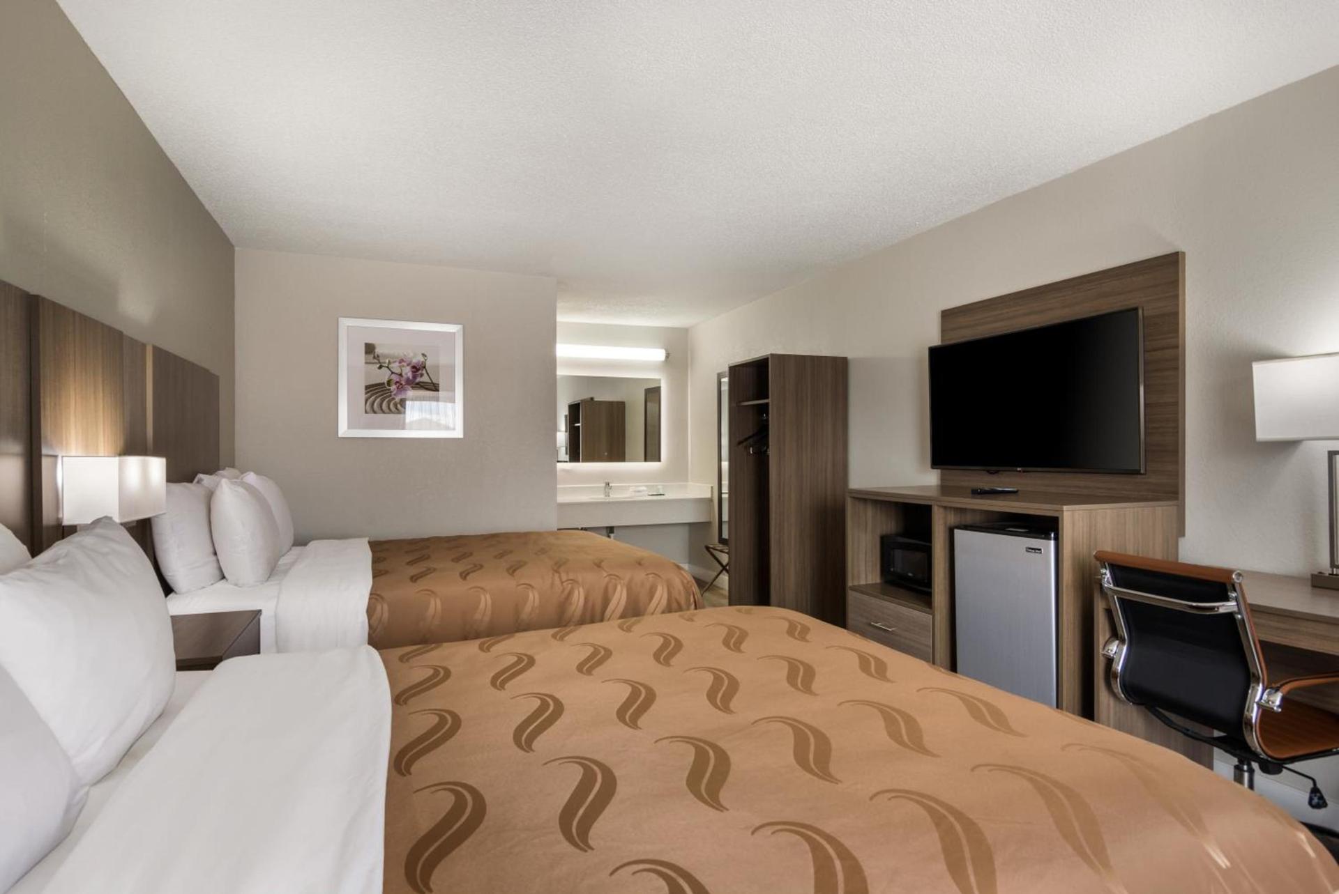 Quality Inn Emporia photo 30