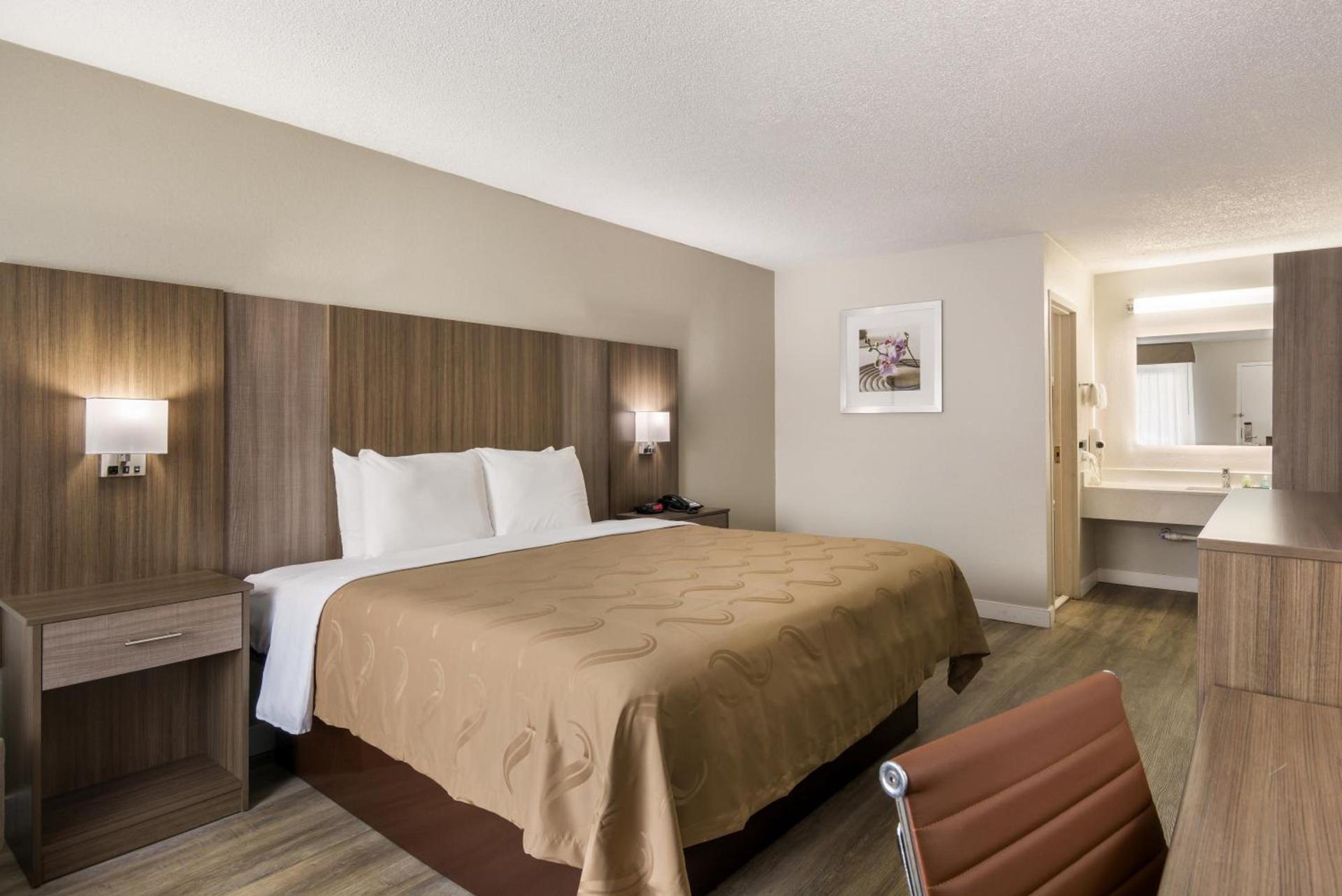 Quality Inn Emporia photo 34