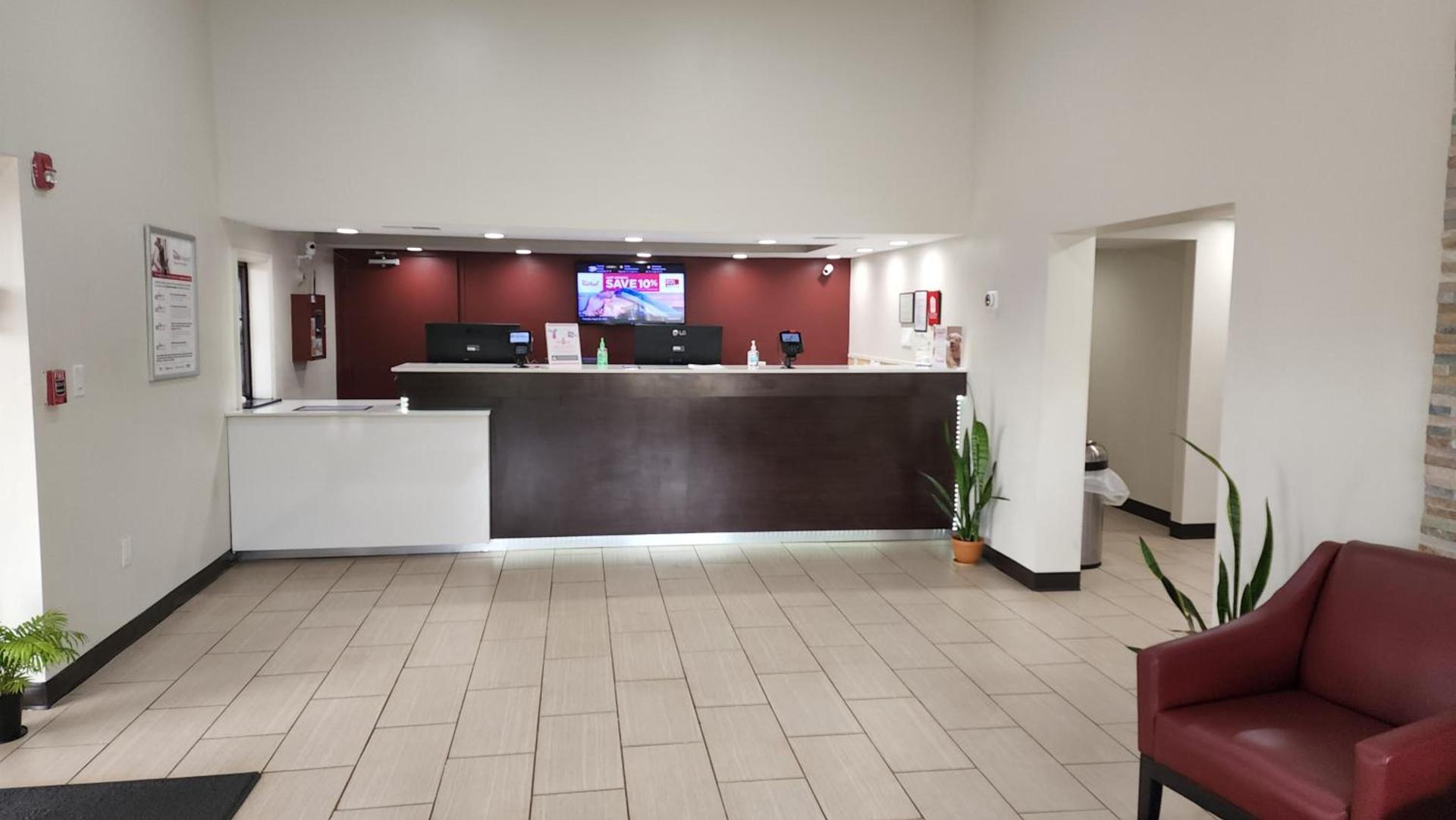 Red Roof Inn Perry photo 2