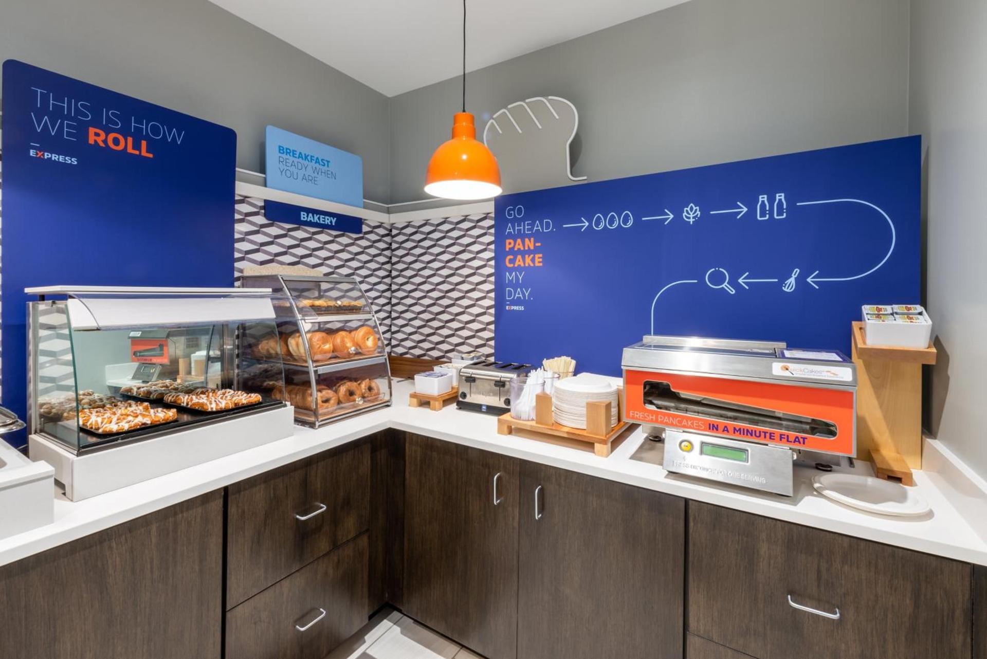 Holiday Inn Express State College at Williamsburg Square by IHG photo 37