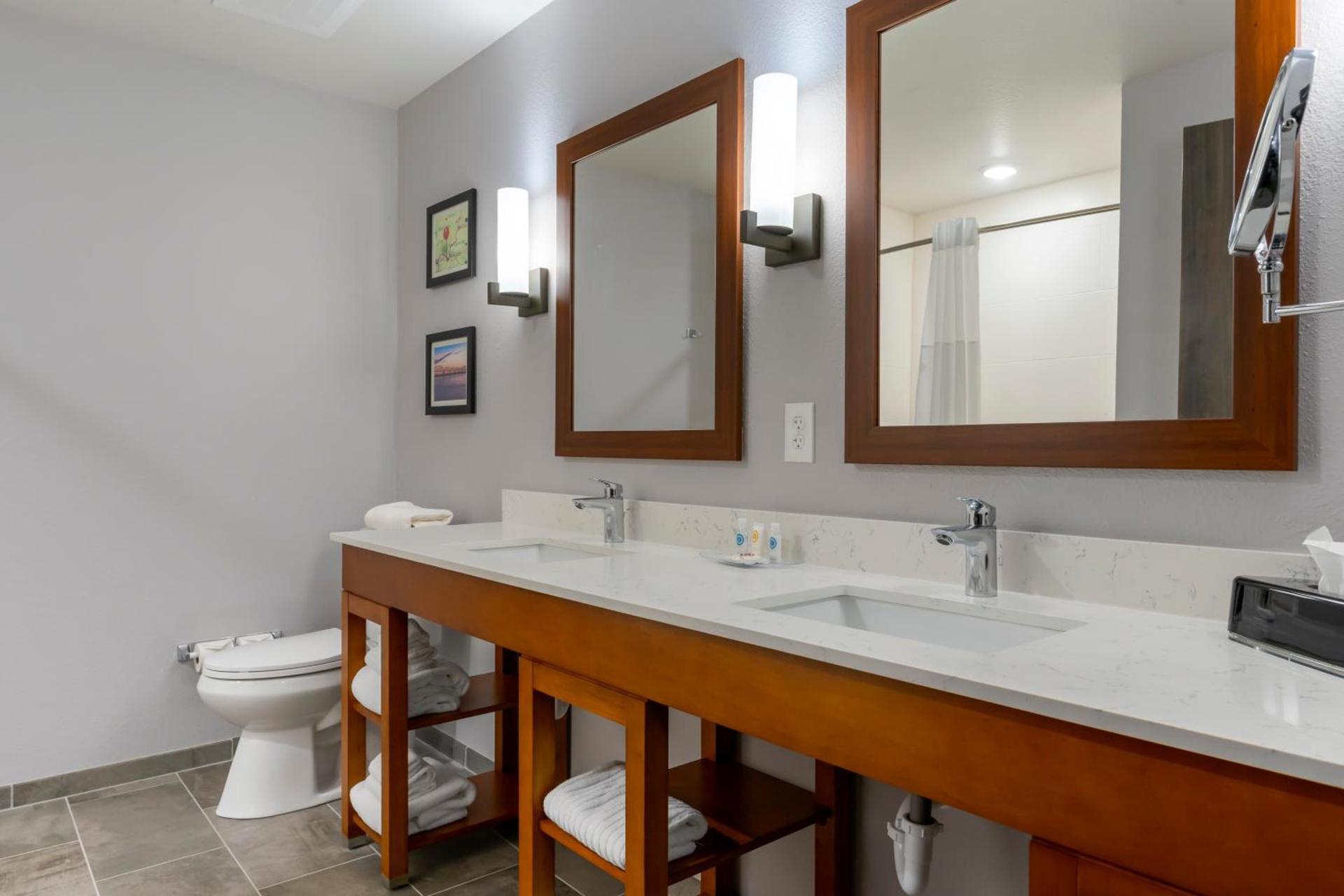 Comfort Suites Paducah Mall Area photo 53
