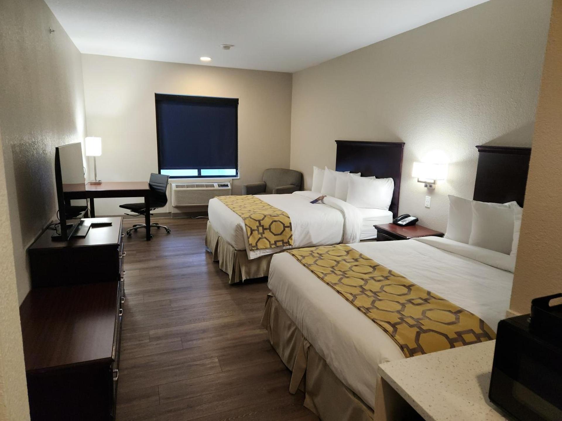 Baymont by Wyndham Houston Brookhollow photo 81