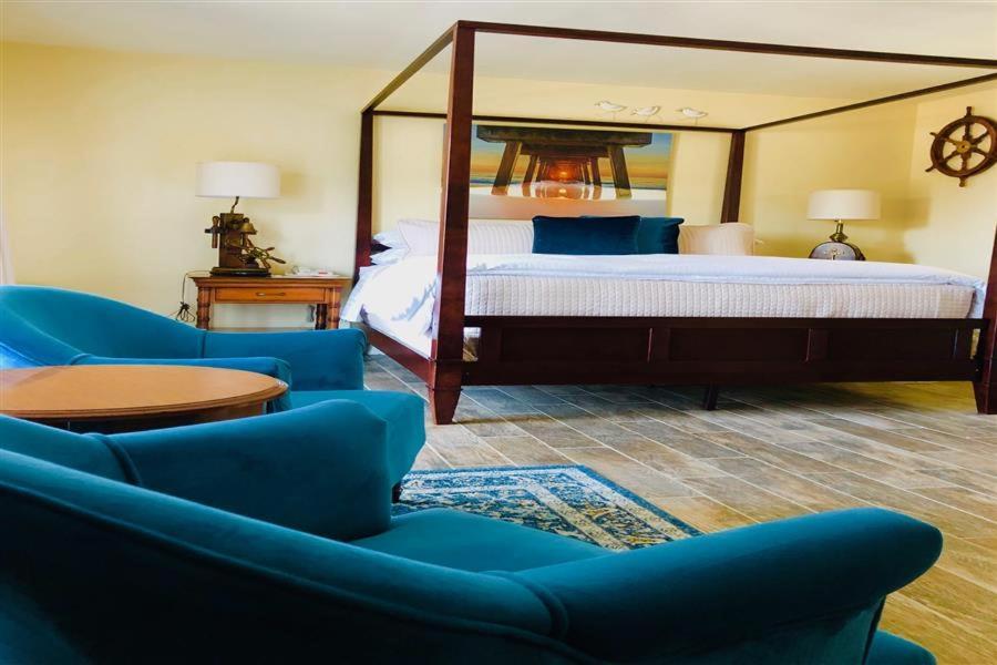 Seafoam Lodge photo 52