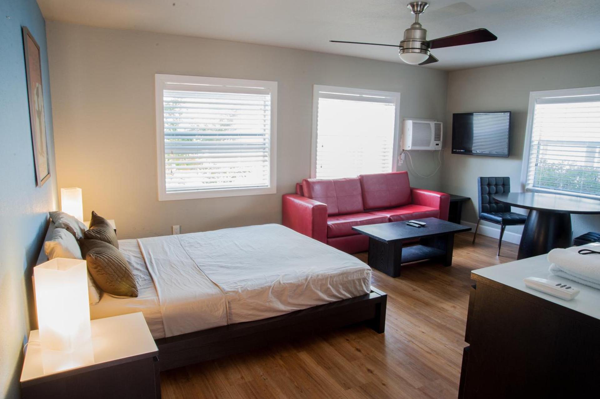 Sun Beach Inn photo 22