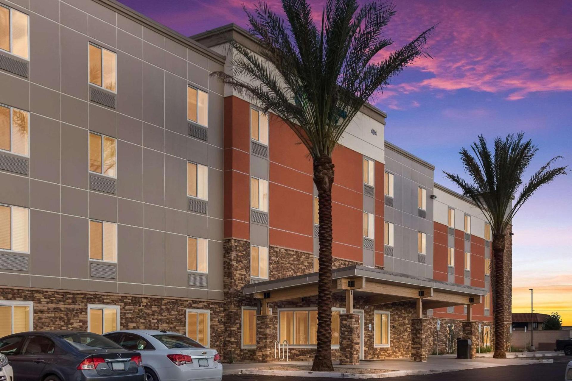 WoodSpring Suites Mesa Chandler photo 4