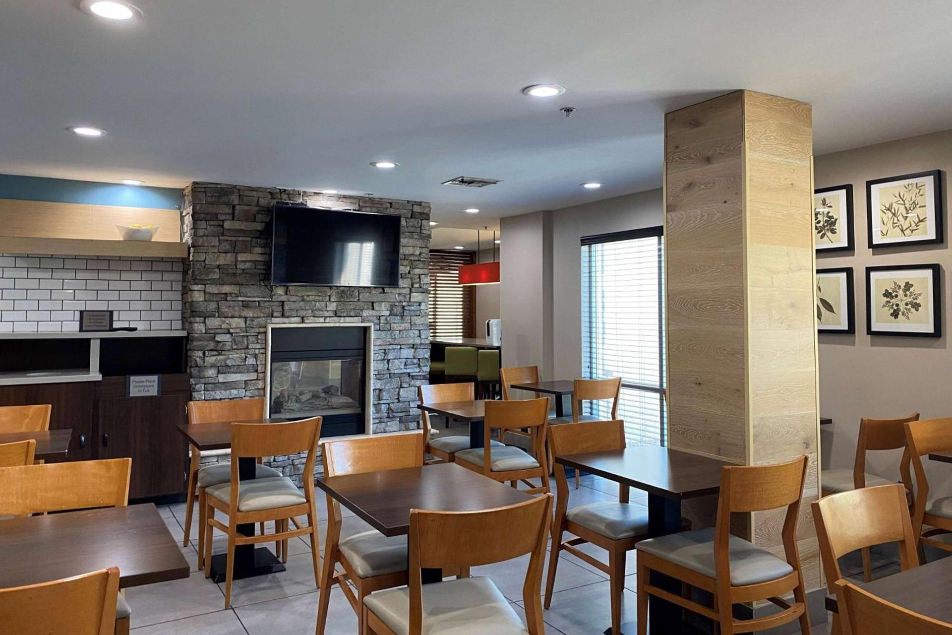 Wingate by Wyndham Chandler Phoenix photo 6