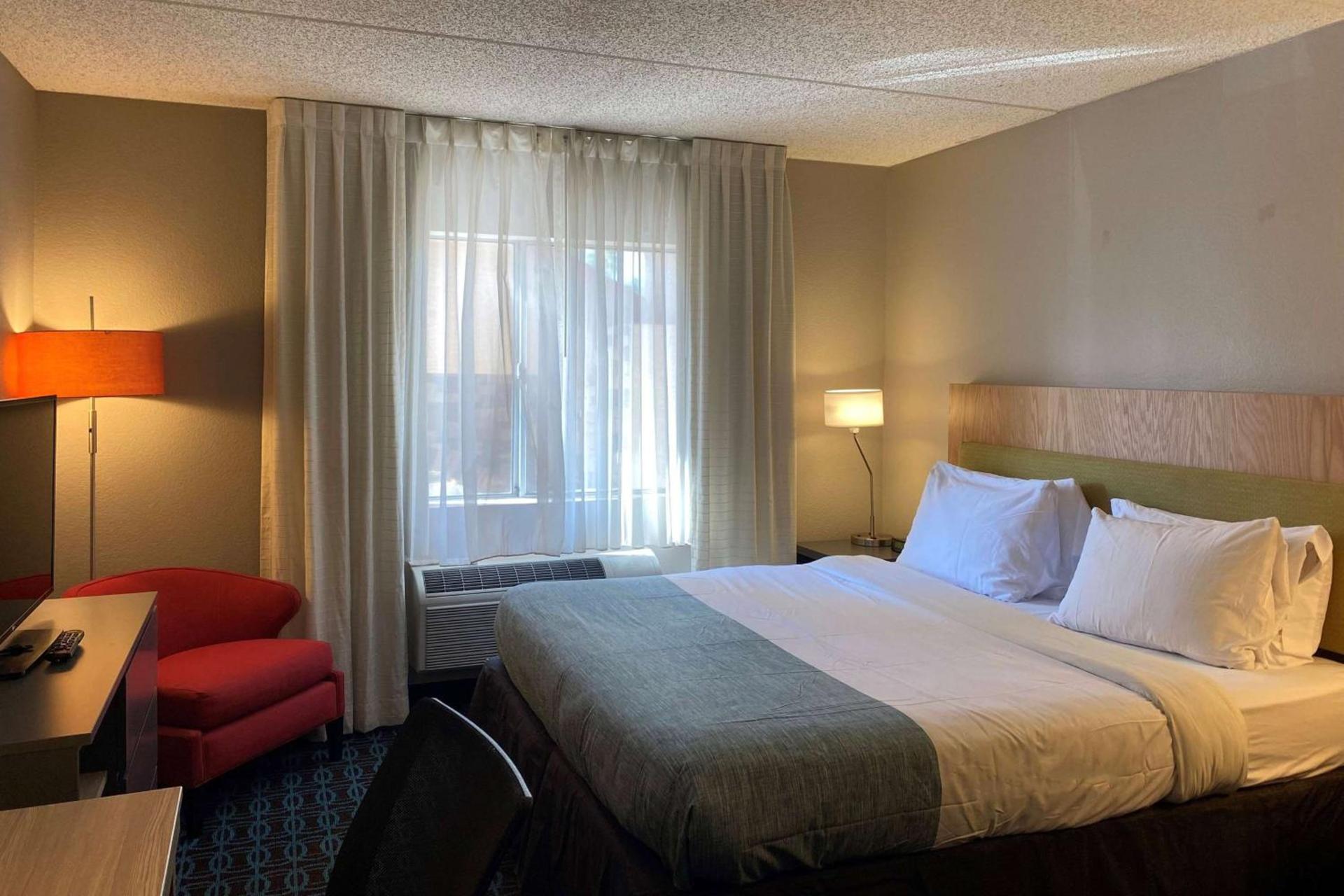 Wingate by Wyndham Chandler Phoenix photo 13