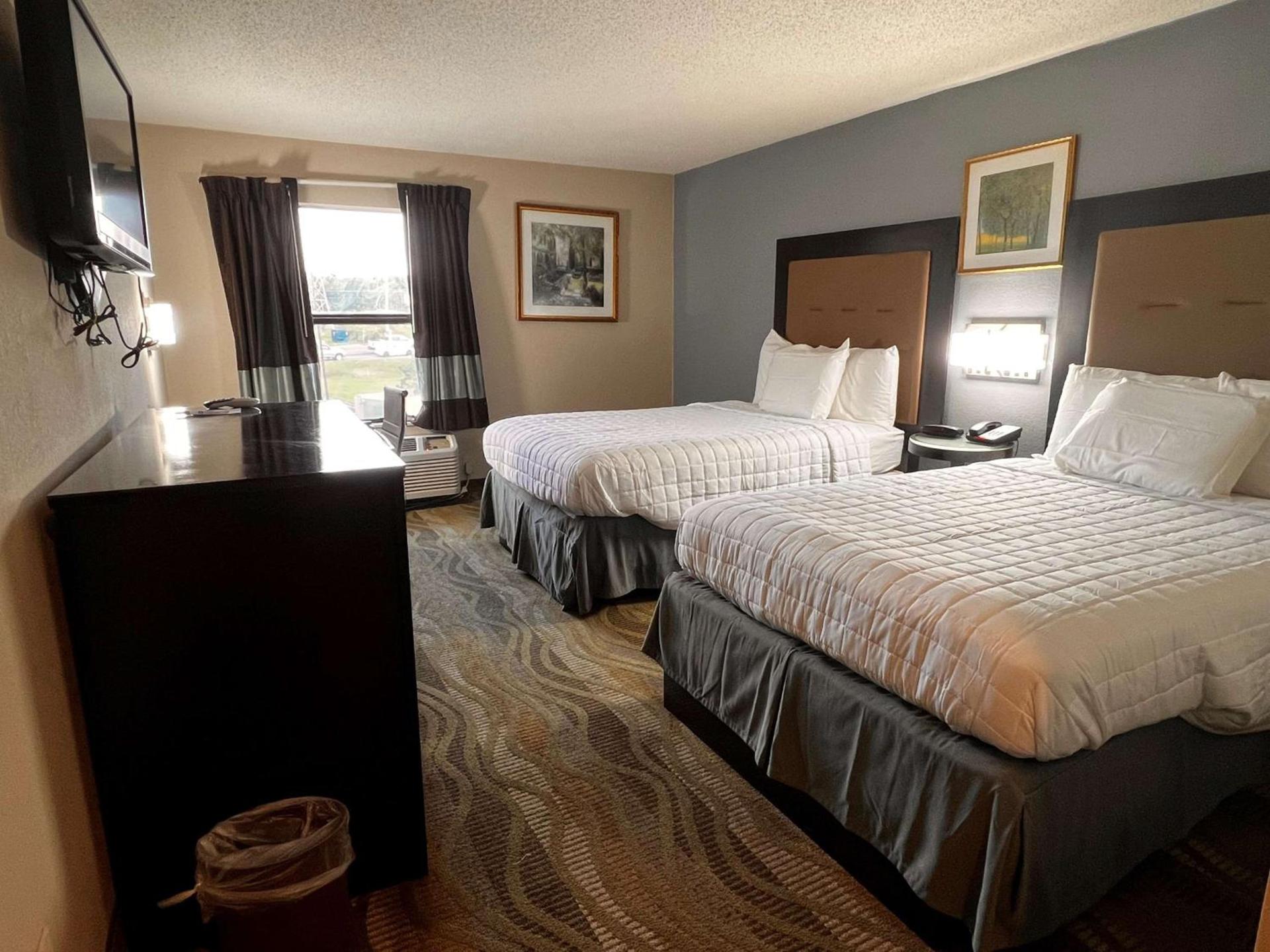 SureStay Hotel by Best Western Morganton photo 5