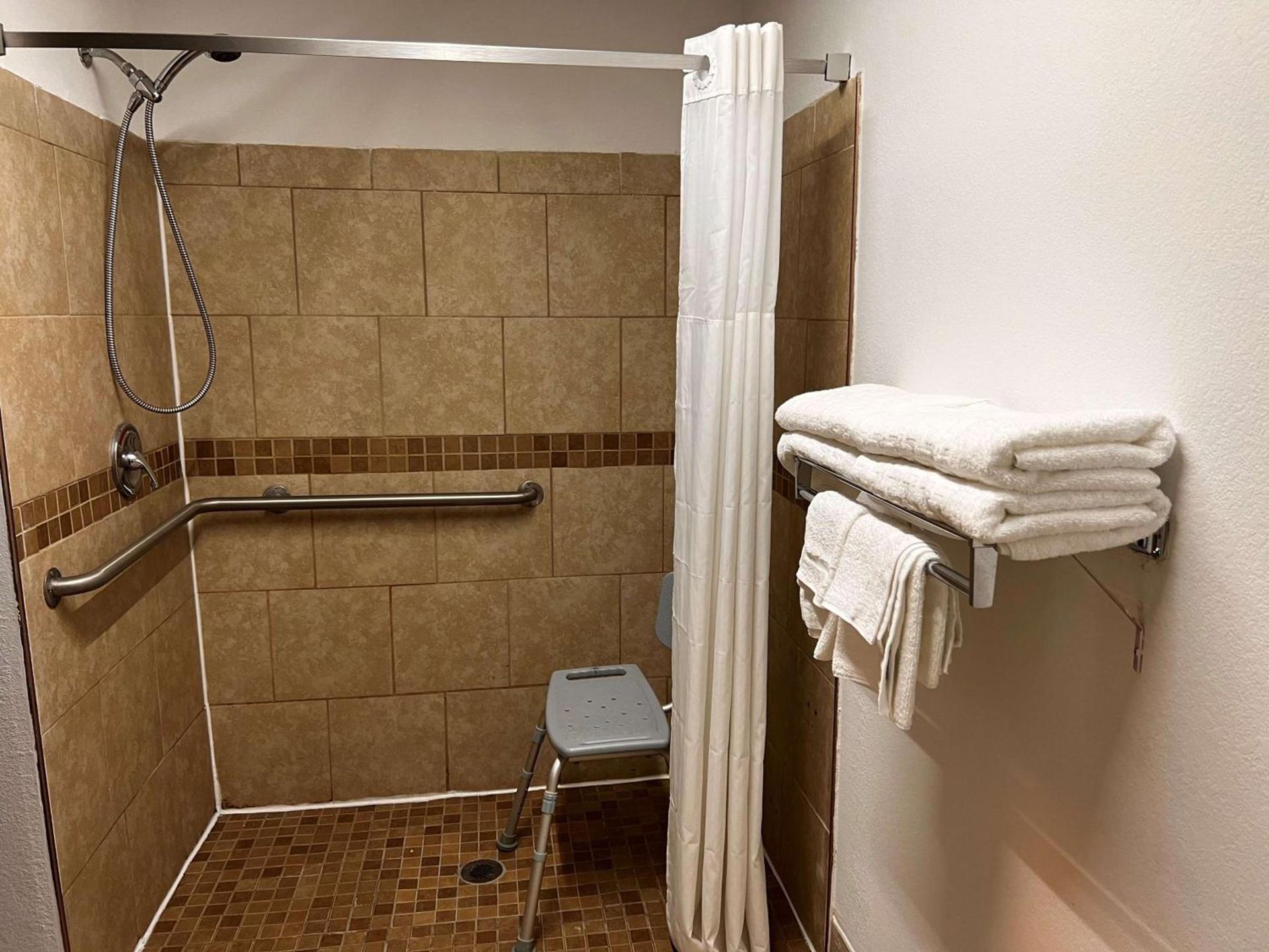 SureStay Hotel by Best Western Morganton photo 6