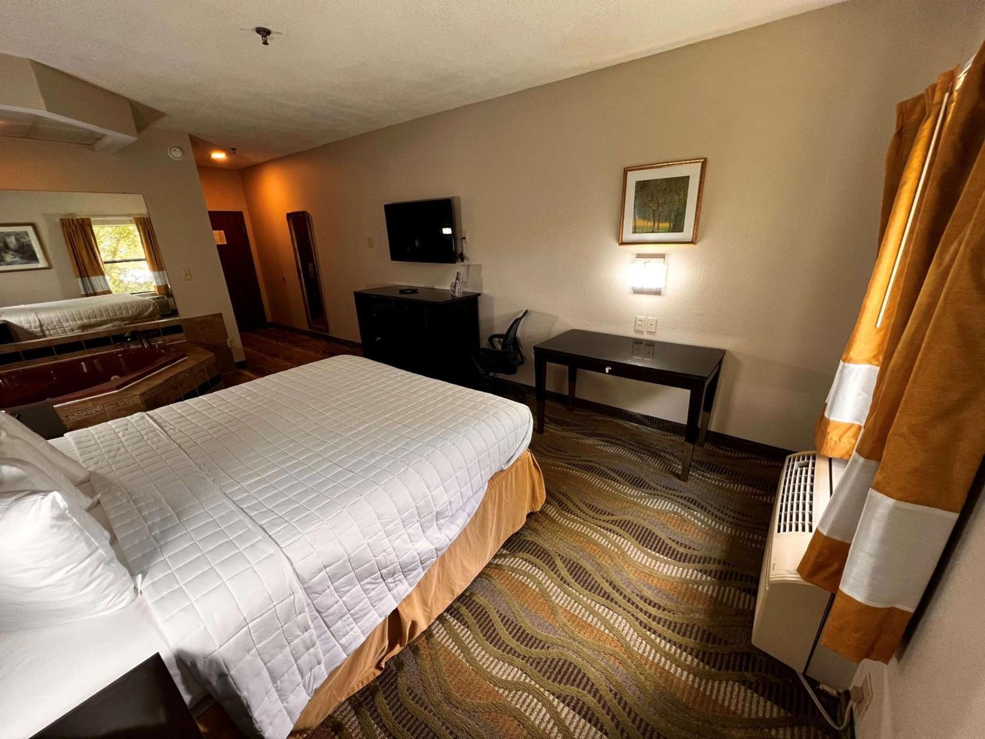 SureStay Hotel by Best Western Morganton photo 10