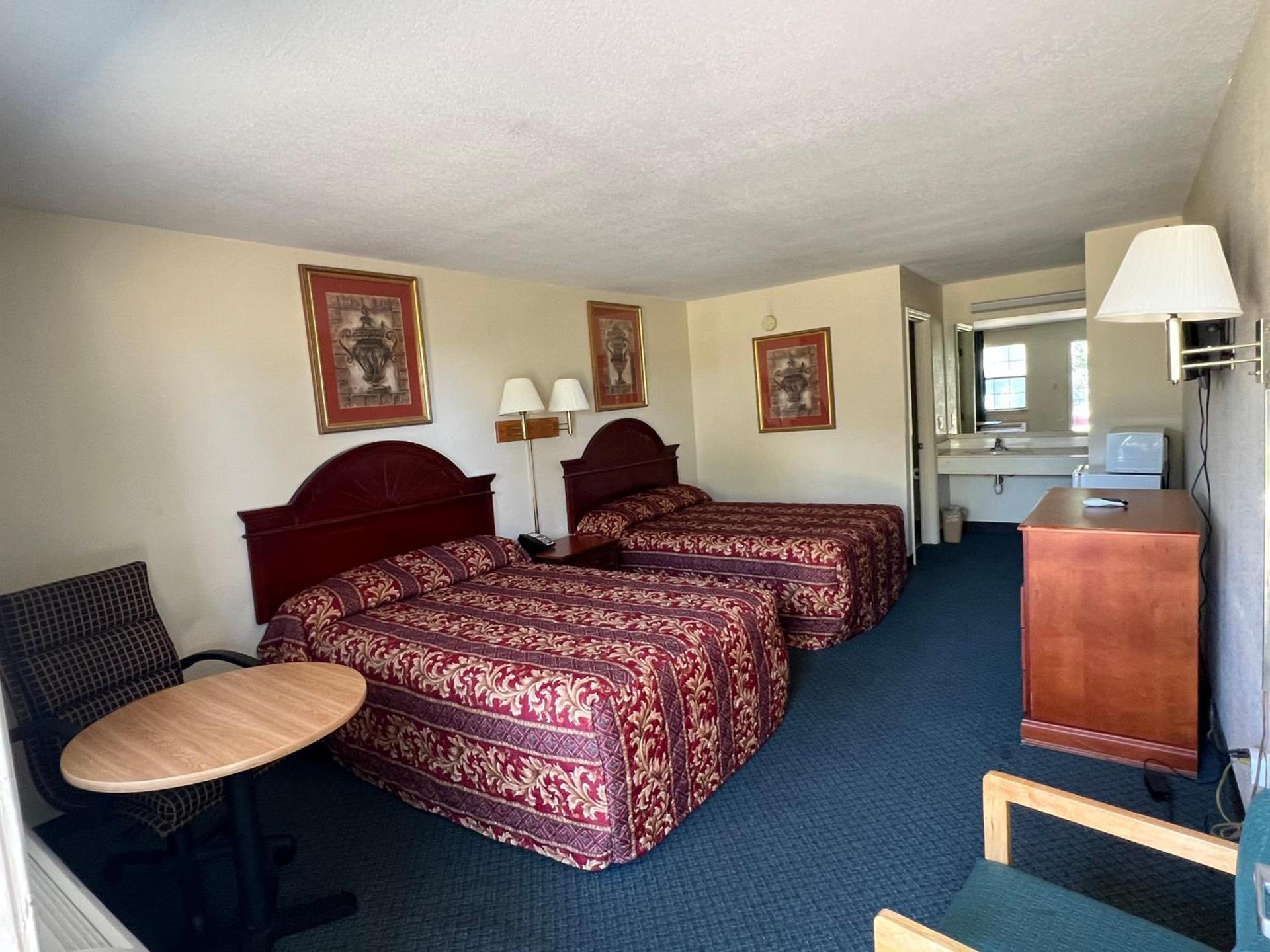 Rest Inn Motel photo 3