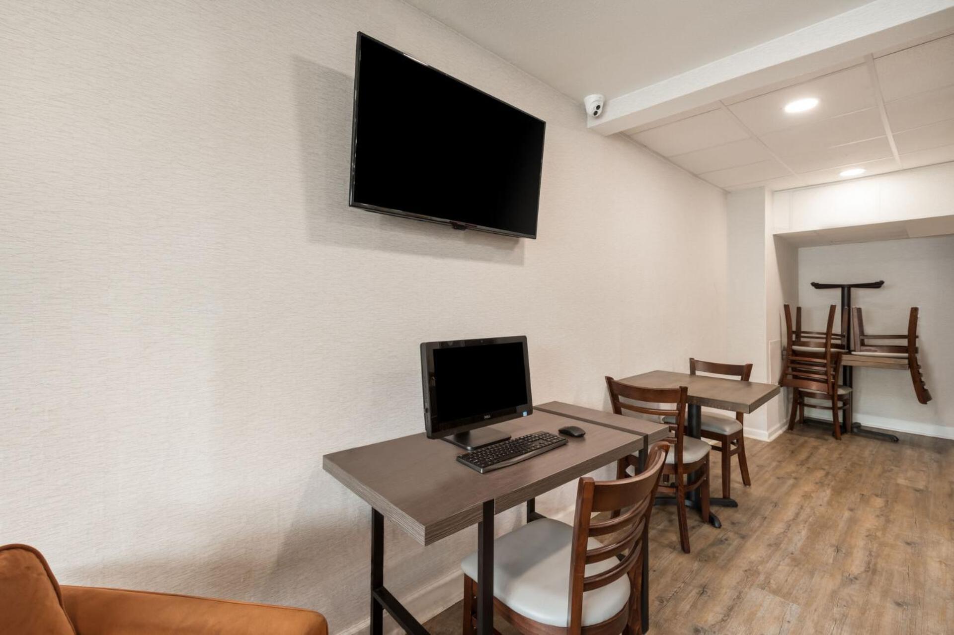 Quality Inn Gastonia East photo 37