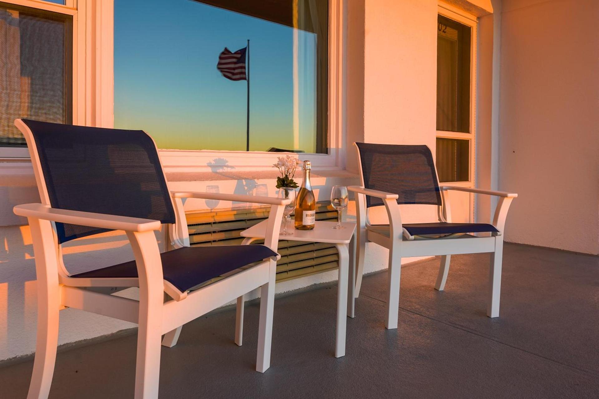 Atlantis Oceanfront Inn Gloucester photo 5