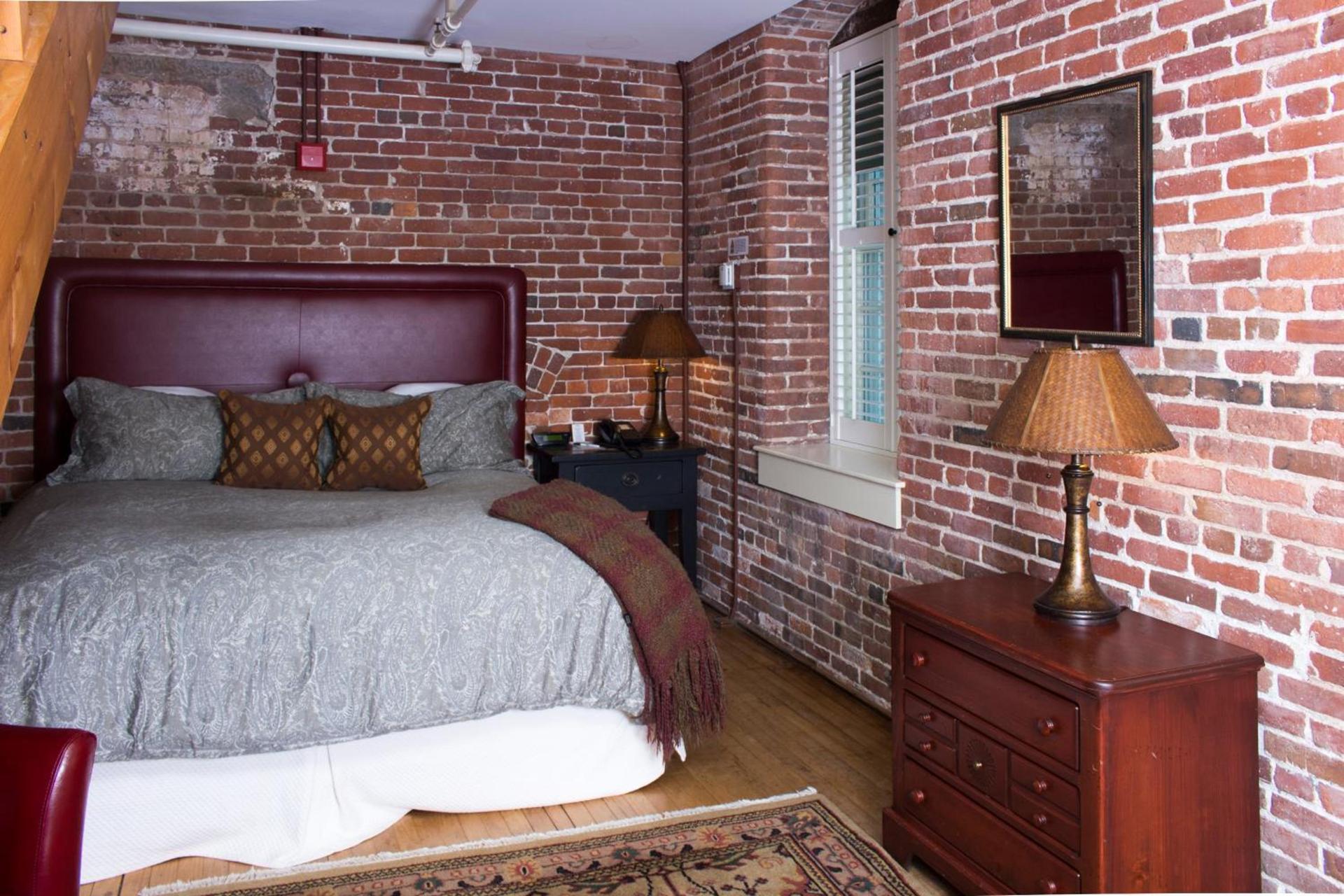The Common Man Inn & Restaurant photo 54