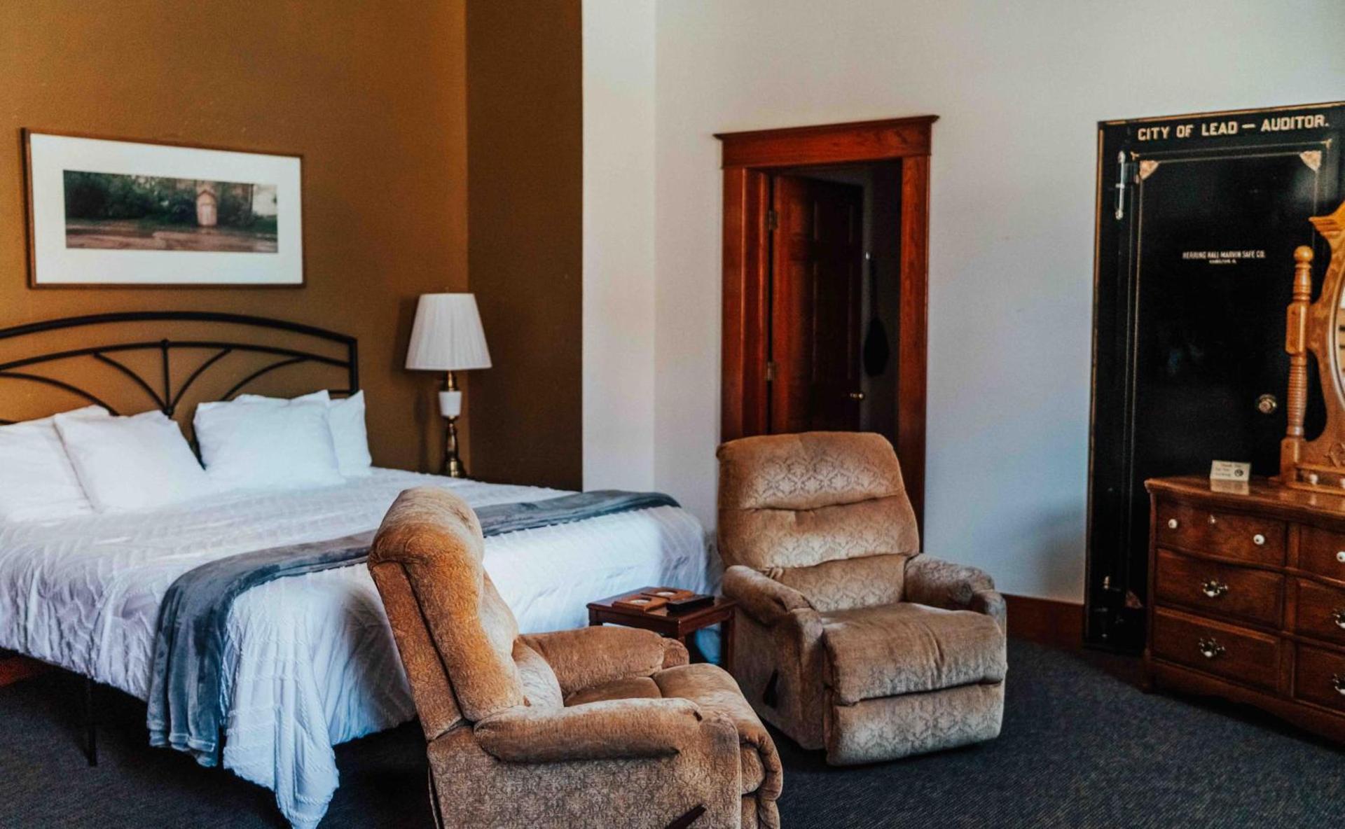 Town Hall Inn photo 5