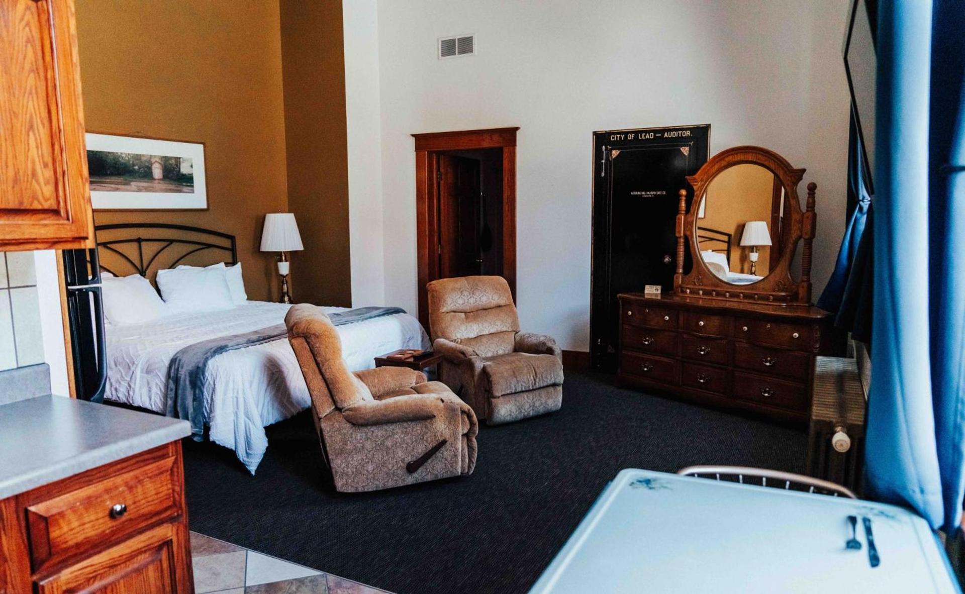 Town Hall Inn photo 9