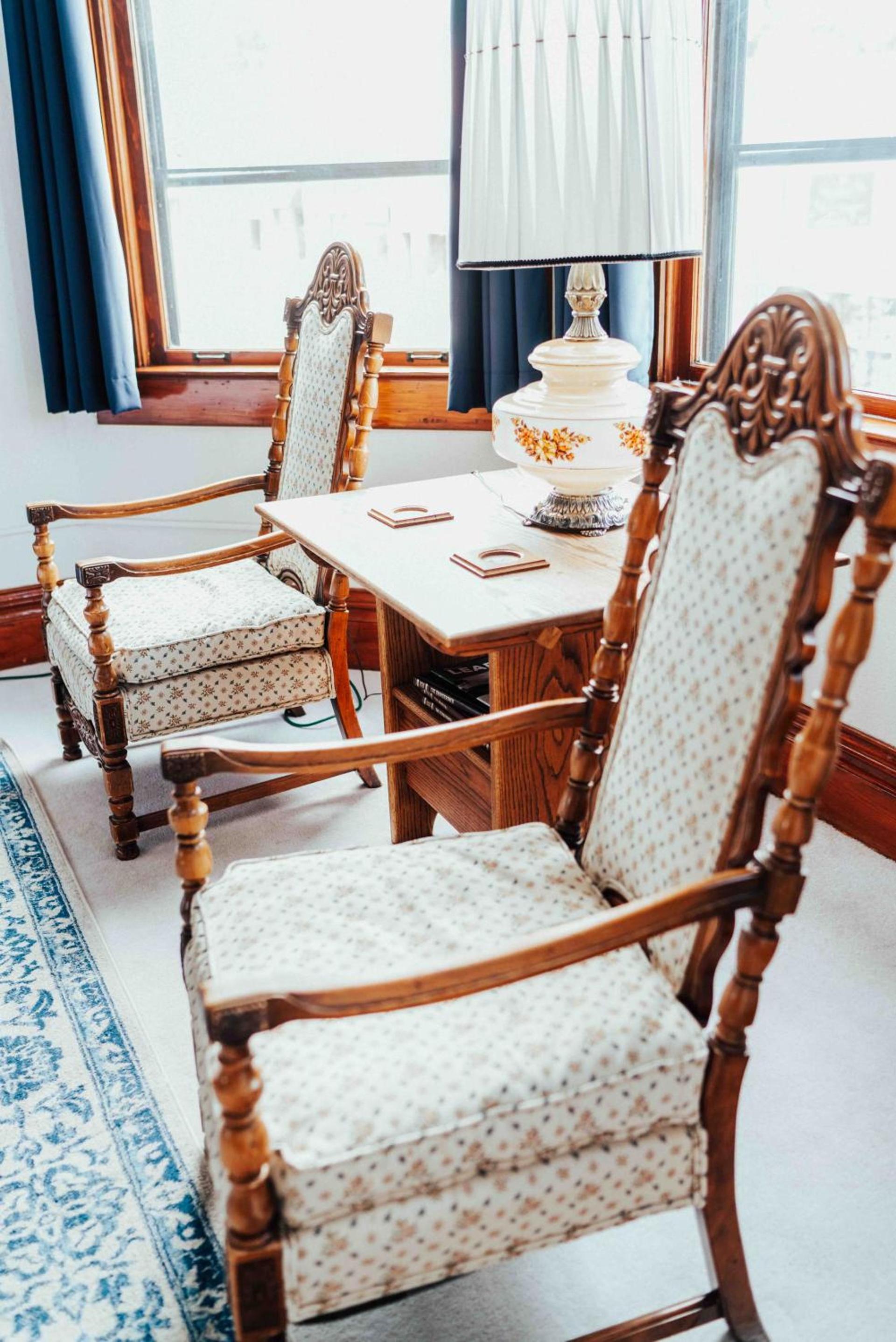 Town Hall Inn photo 19