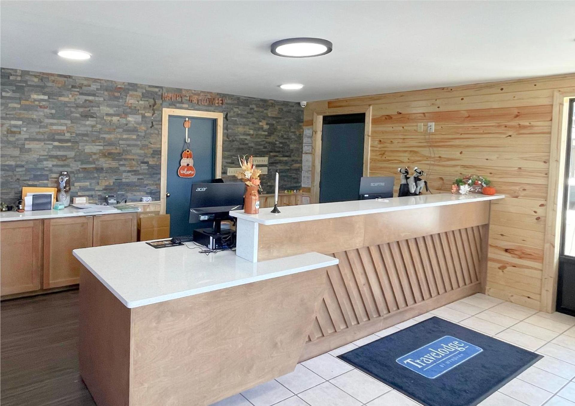Travelodge by Wyndham Pigeon Forge Dollywood Lane photo 14