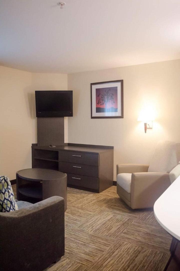Candlewood Suites Houston Medical Center by IHG photo 6