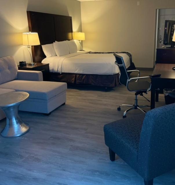 La Quinta Inn by Wyndham Lynnwood photo 54