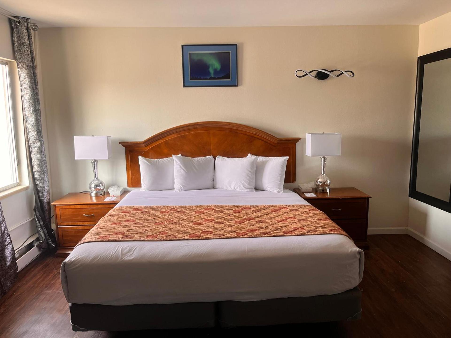 Ramada Downtown by Wyndham Anchorage photo 27
