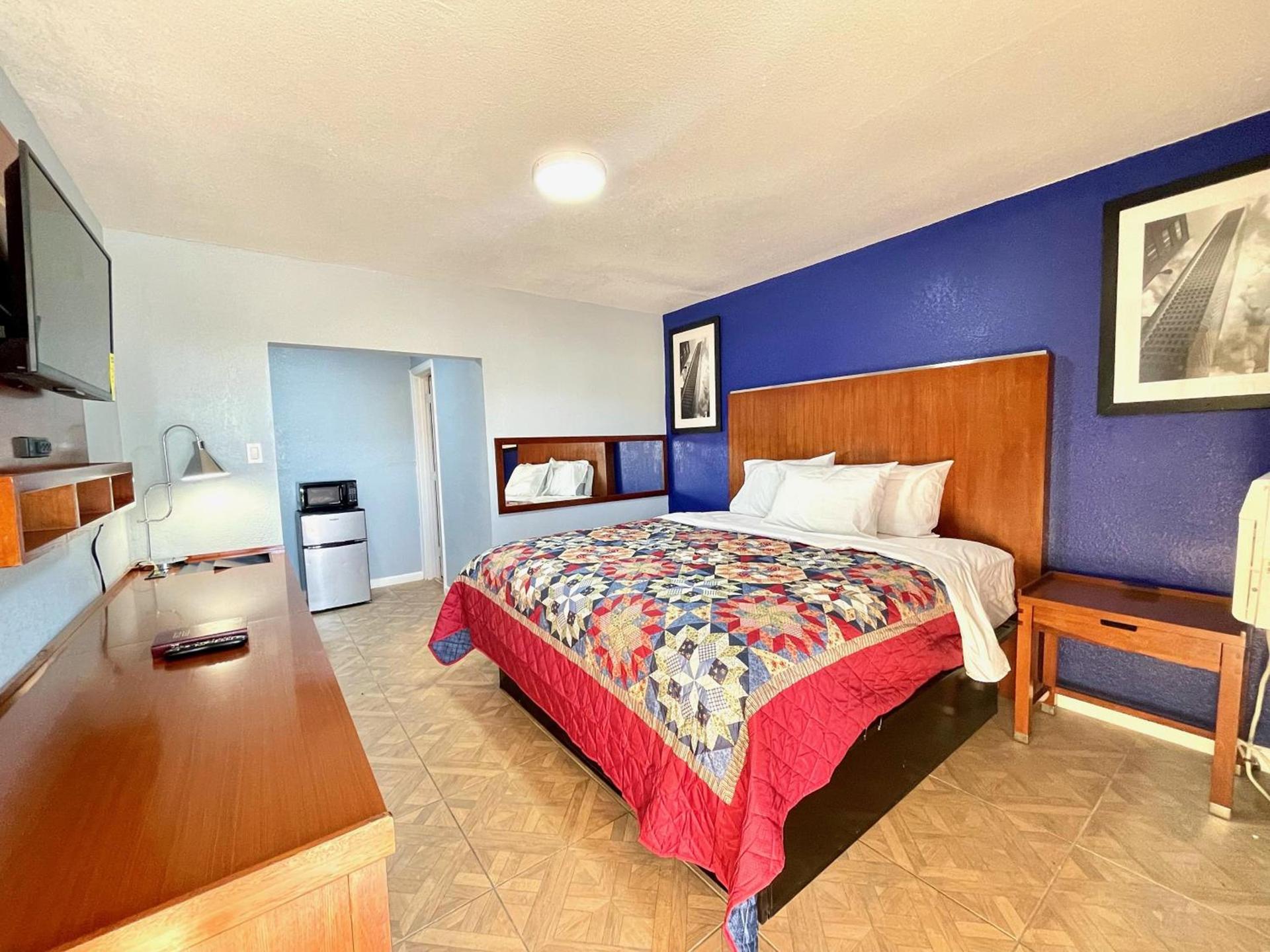 Golden Inn photo 10
