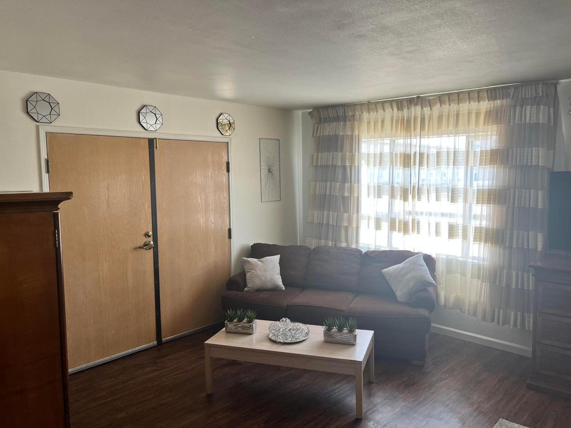 Ramada Downtown by Wyndham Anchorage photo 15