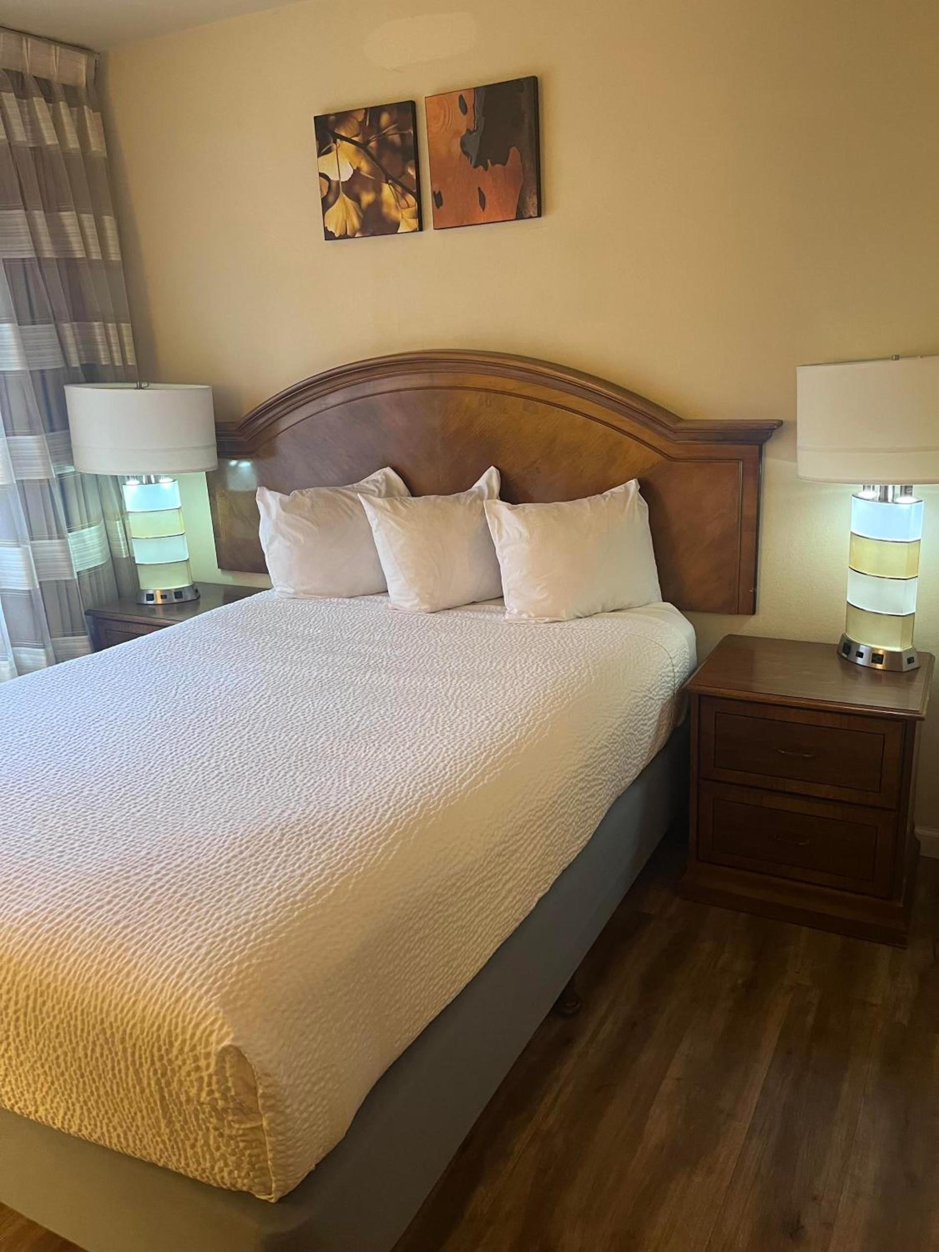 Ramada Downtown by Wyndham Anchorage photo 32