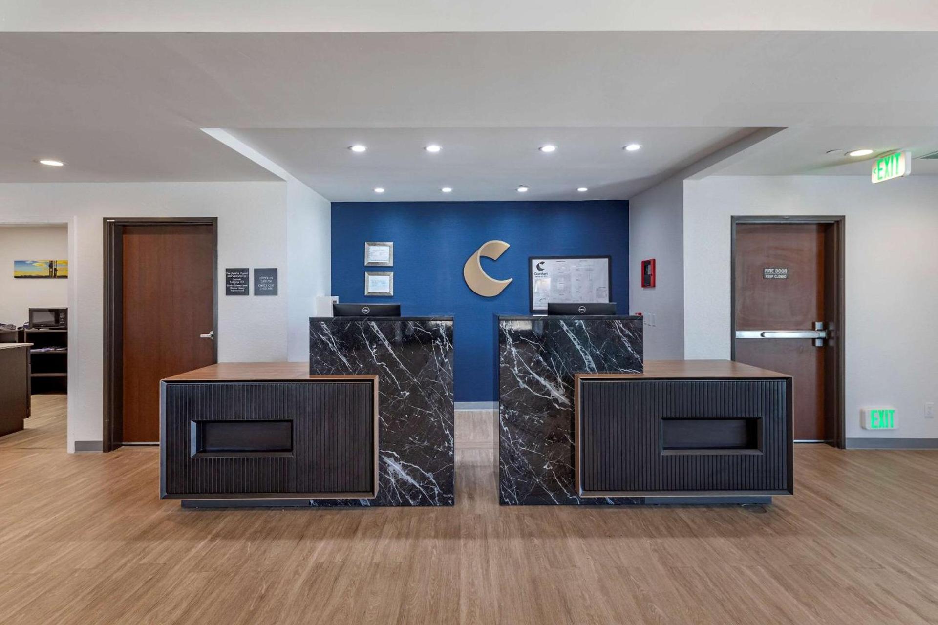 Comfort Inn & Suites Bennett photo 3