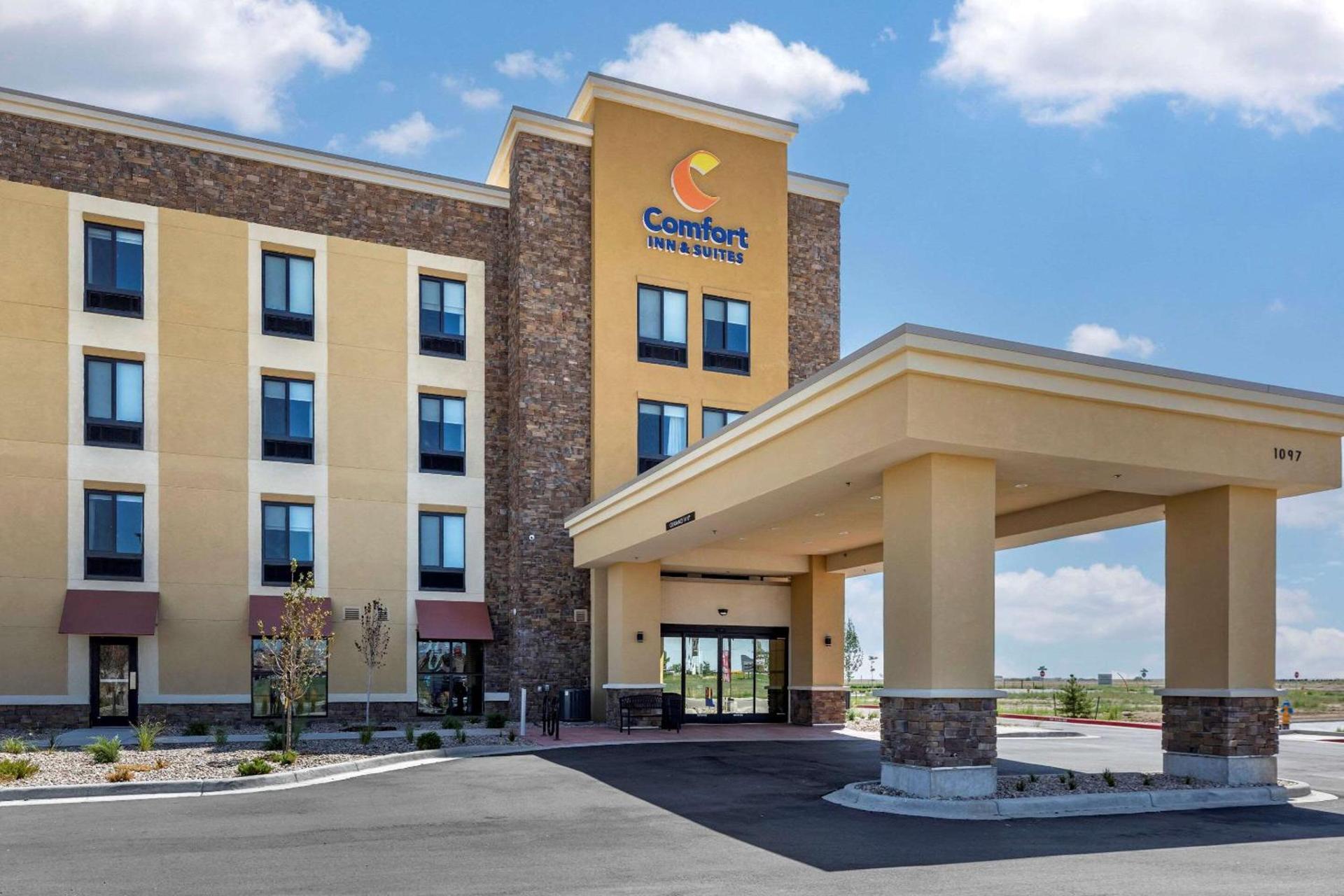 Comfort Inn & Suites Bennett photo 2