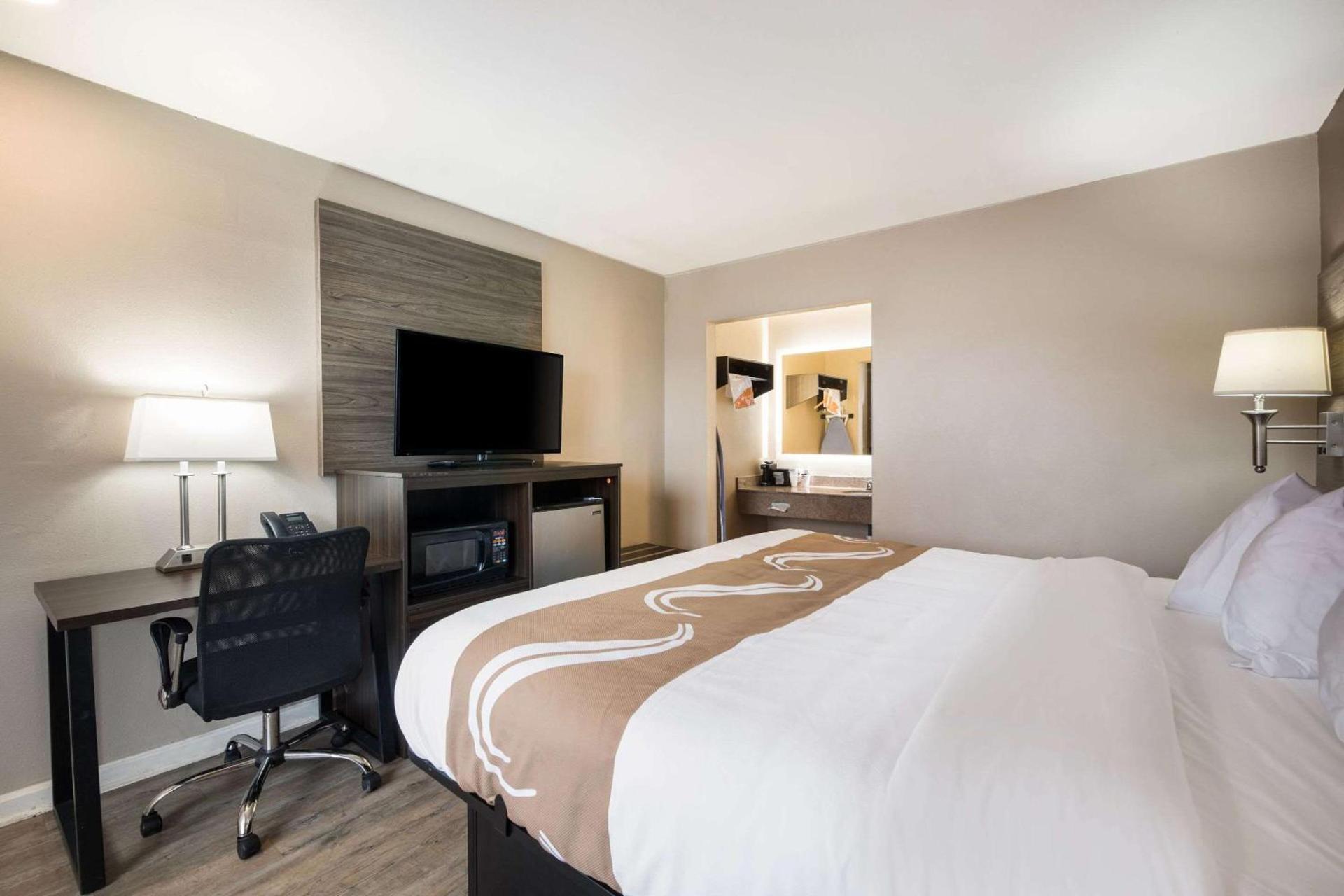 Quality Inn Gastonia East photo 14