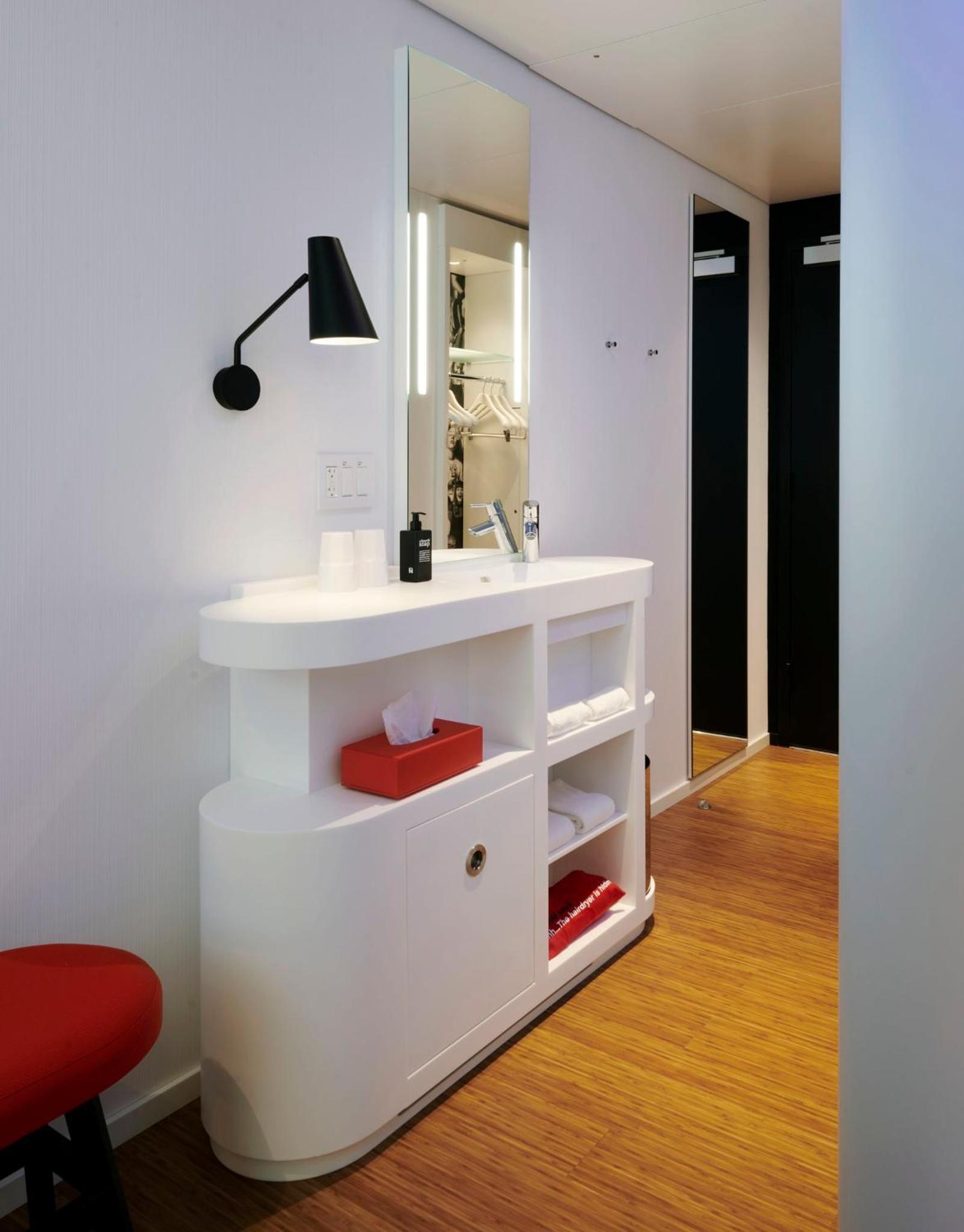 citizenM Chicago Downtown photo 15