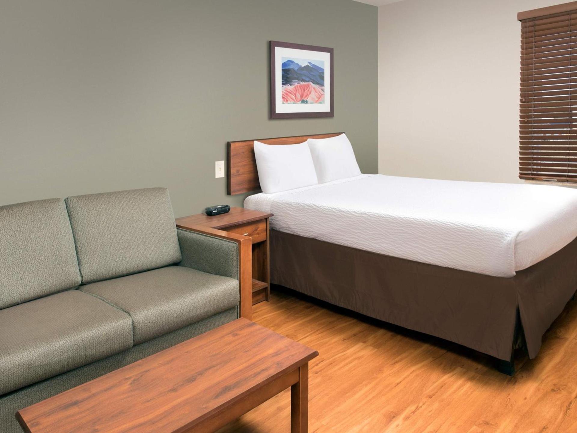 Extended Stay America Select Suites - Phoenix - North photo 23