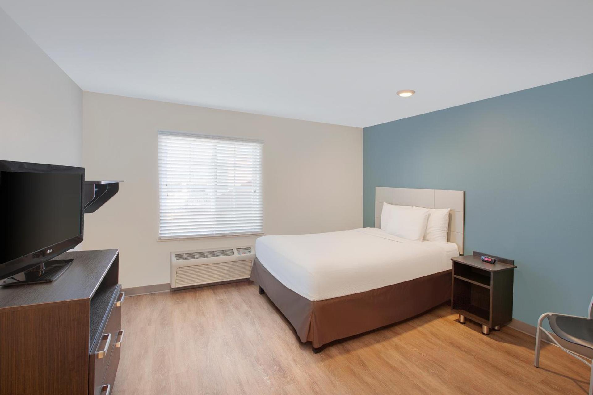 Extended Stay America Select Suites - Phoenix - North photo 24