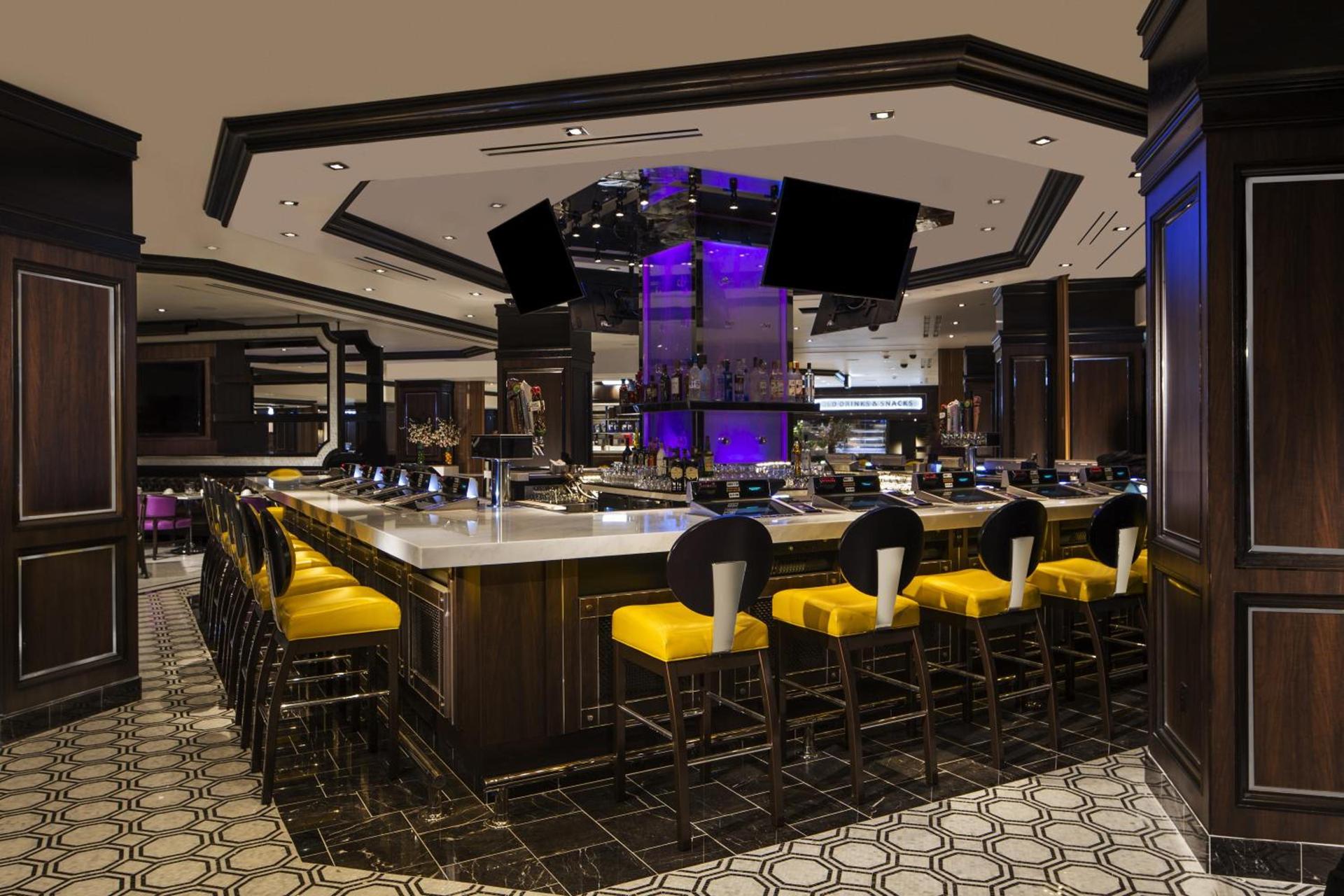 Harrah's Las Vegas, A Caesars Destination photo 12