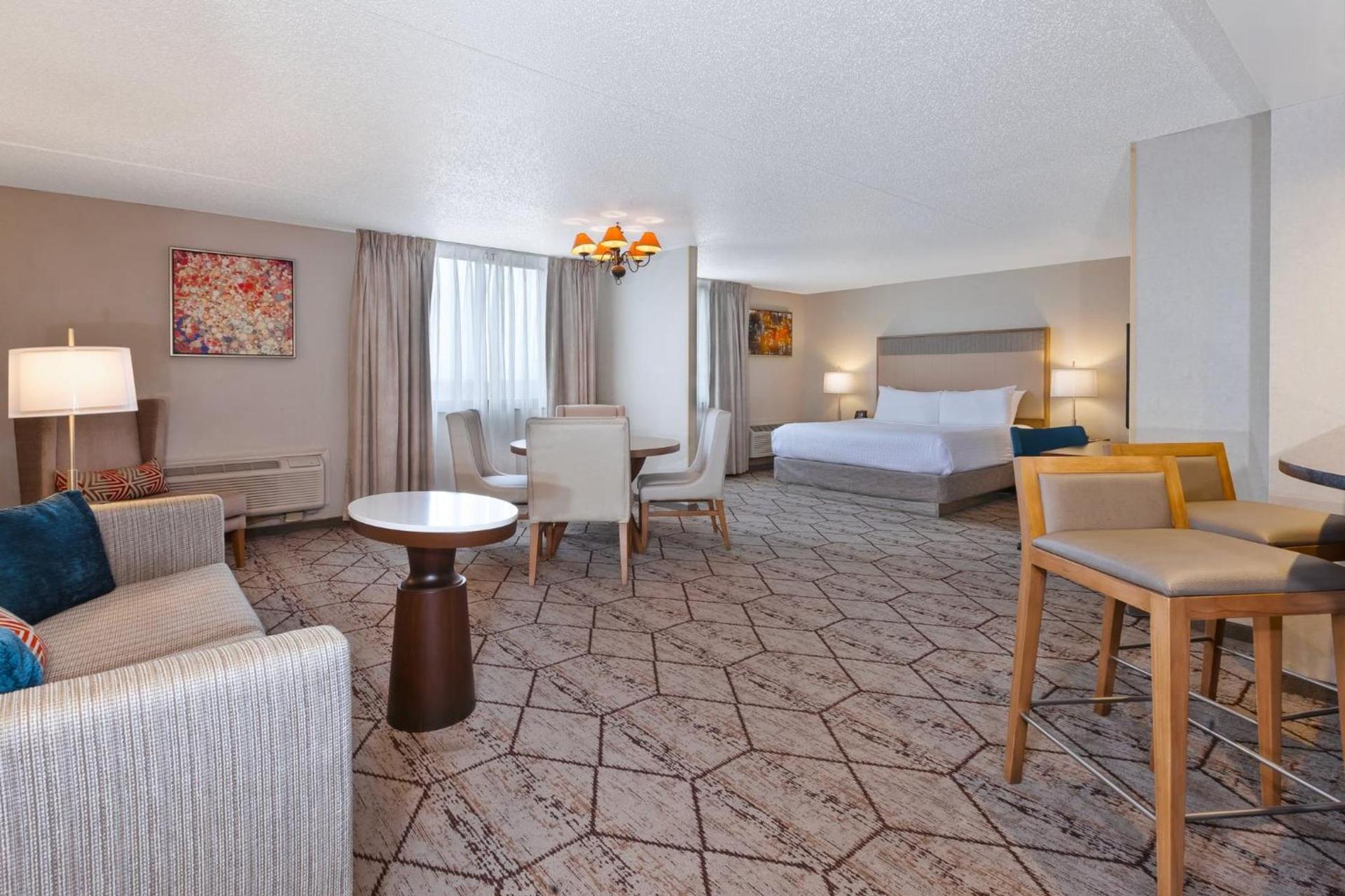 Crowne Plaza Columbus North - Worthington by IHG photo 51