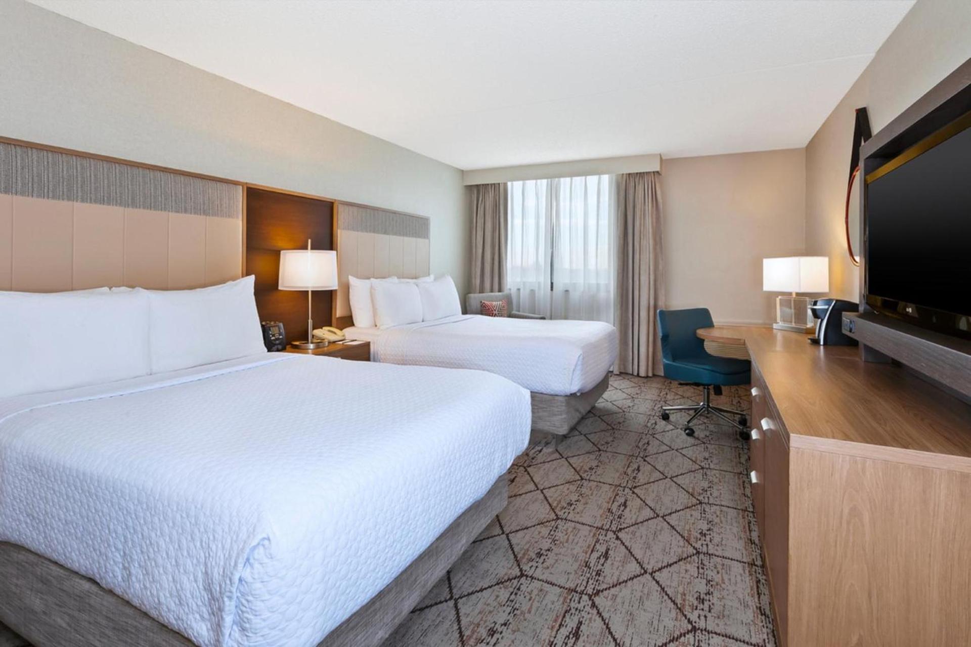 Crowne Plaza Columbus North - Worthington by IHG photo 48