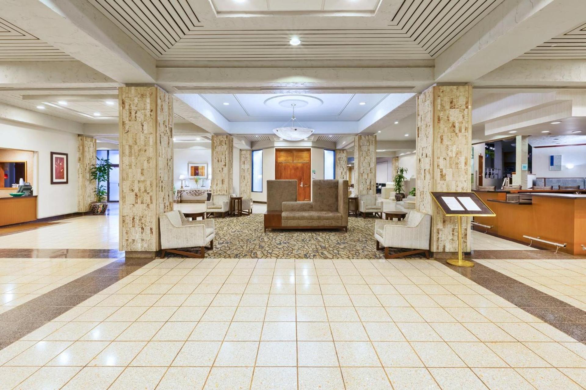 Crowne Plaza Columbus North - Worthington by IHG photo 31