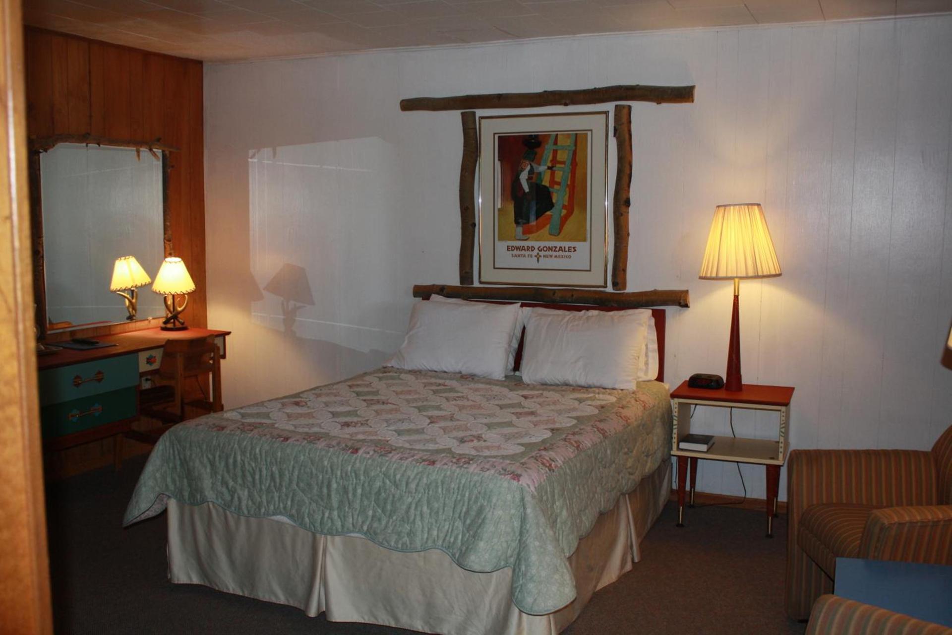 Elkhorn Lodge photo 17