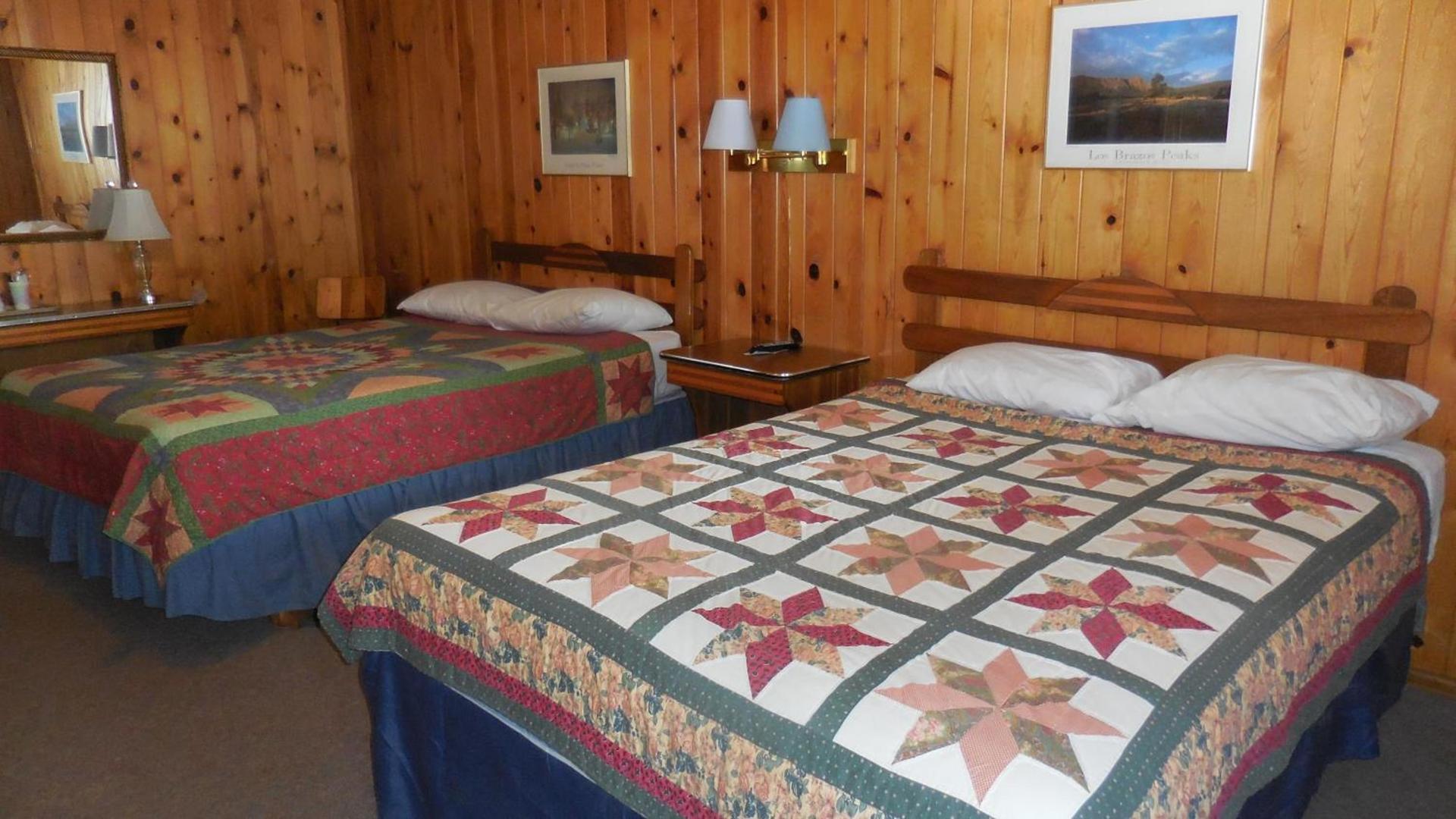 Elkhorn Lodge photo 12