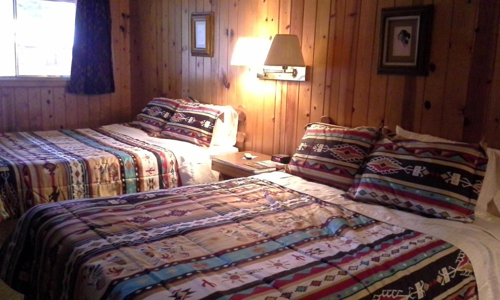 Elkhorn Lodge photo 11