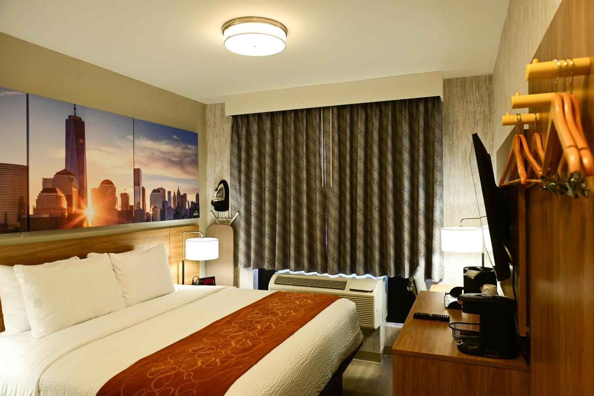 Days Inn by Wyndham Bronx NYC photo 17