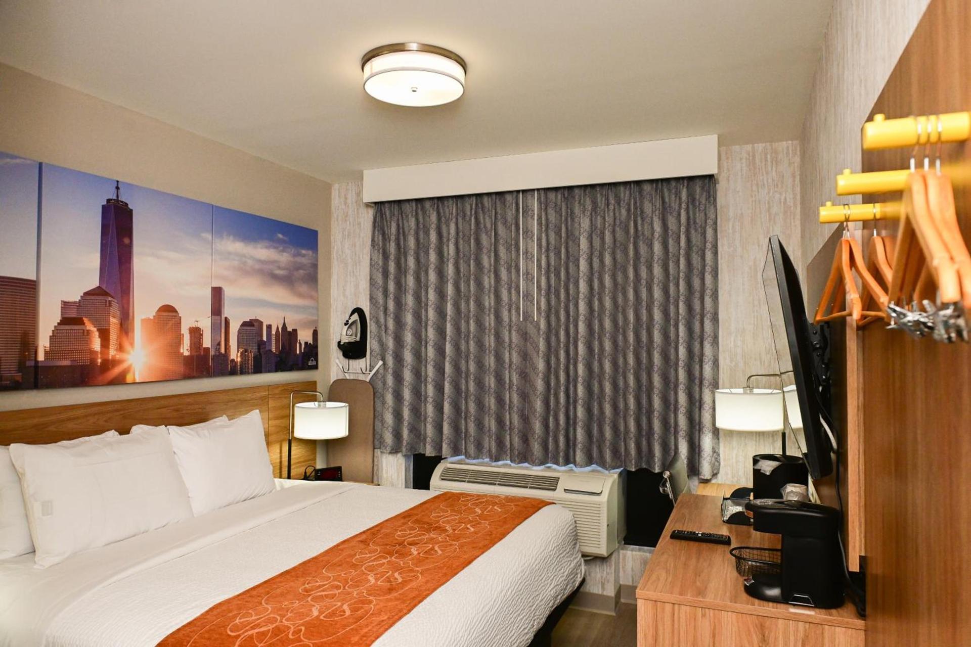 Days Inn by Wyndham Bronx NYC photo 29