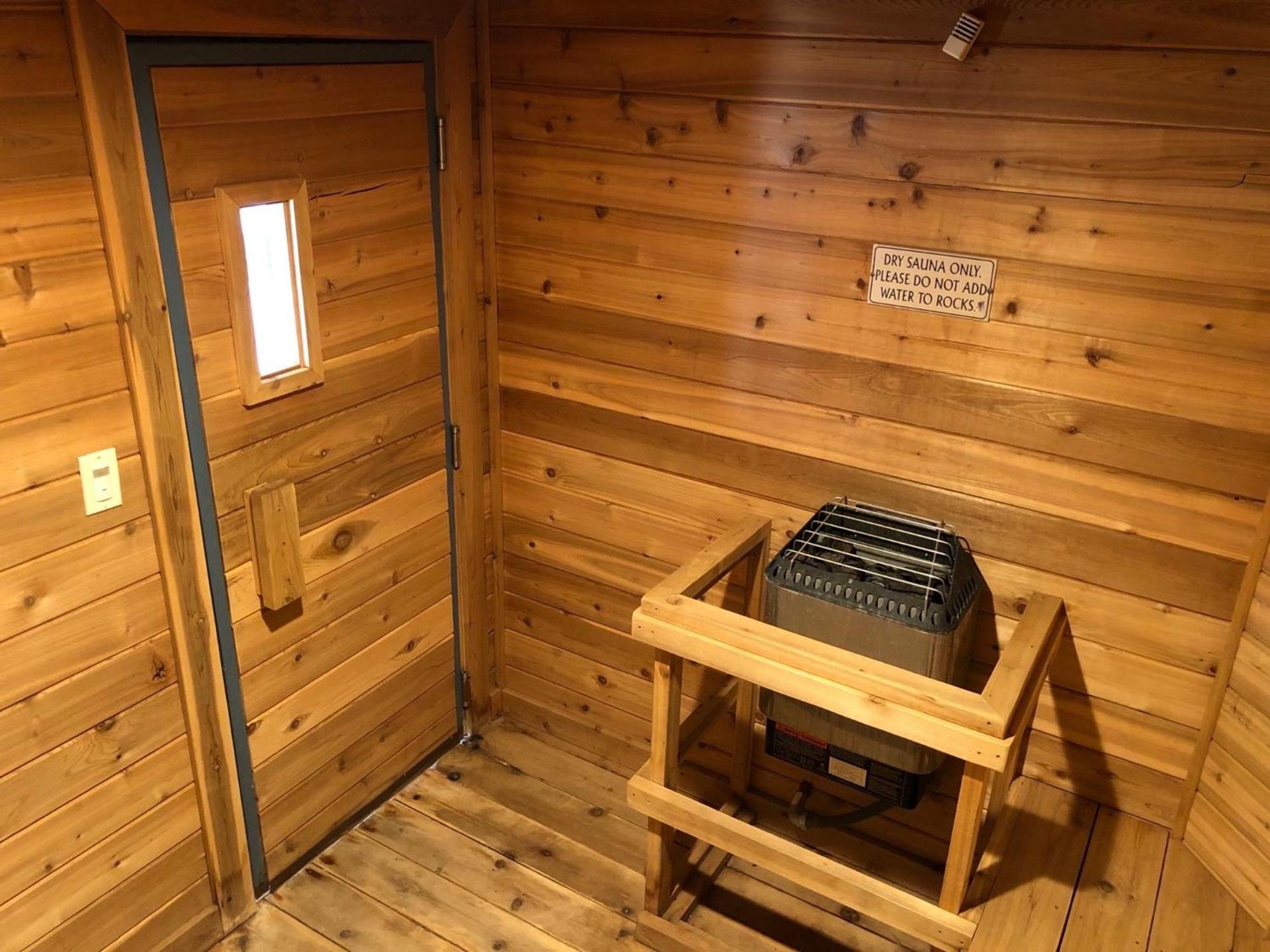 Silver King by All Seasons Resort Lodging photo 57